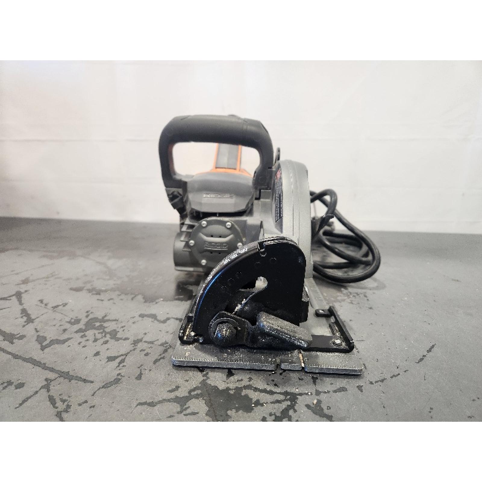 AS-IS- Ridgid  7.25 in. 15A Worm Drive Circular Saw