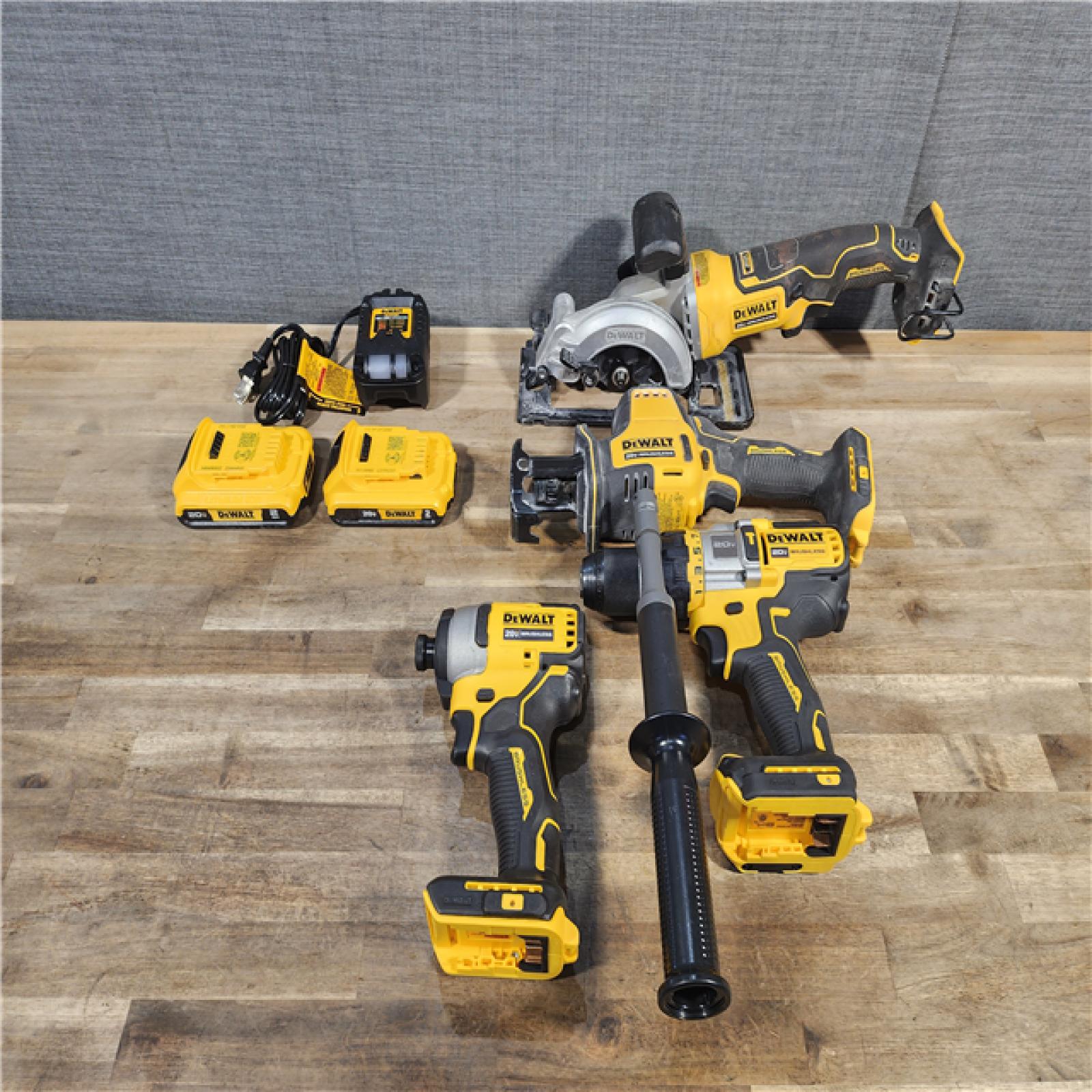 HOUSTON LOCATION - AS-IS DEWALT 4 TOOL COMBO KIT W/ (2) BATTERY & CHARGER