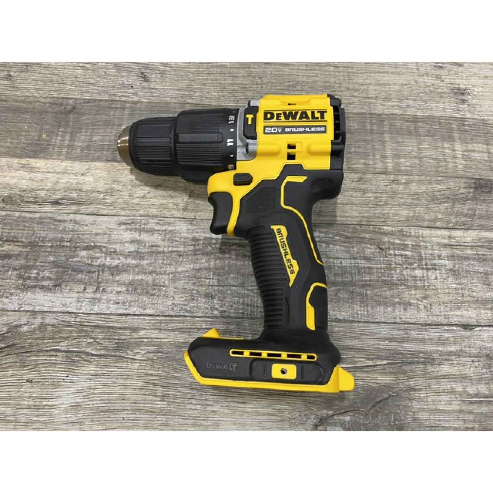 AS-IS DEWALT ATOMIC 20V Cordless 1/2 in. Compact Hammer Drill Kit