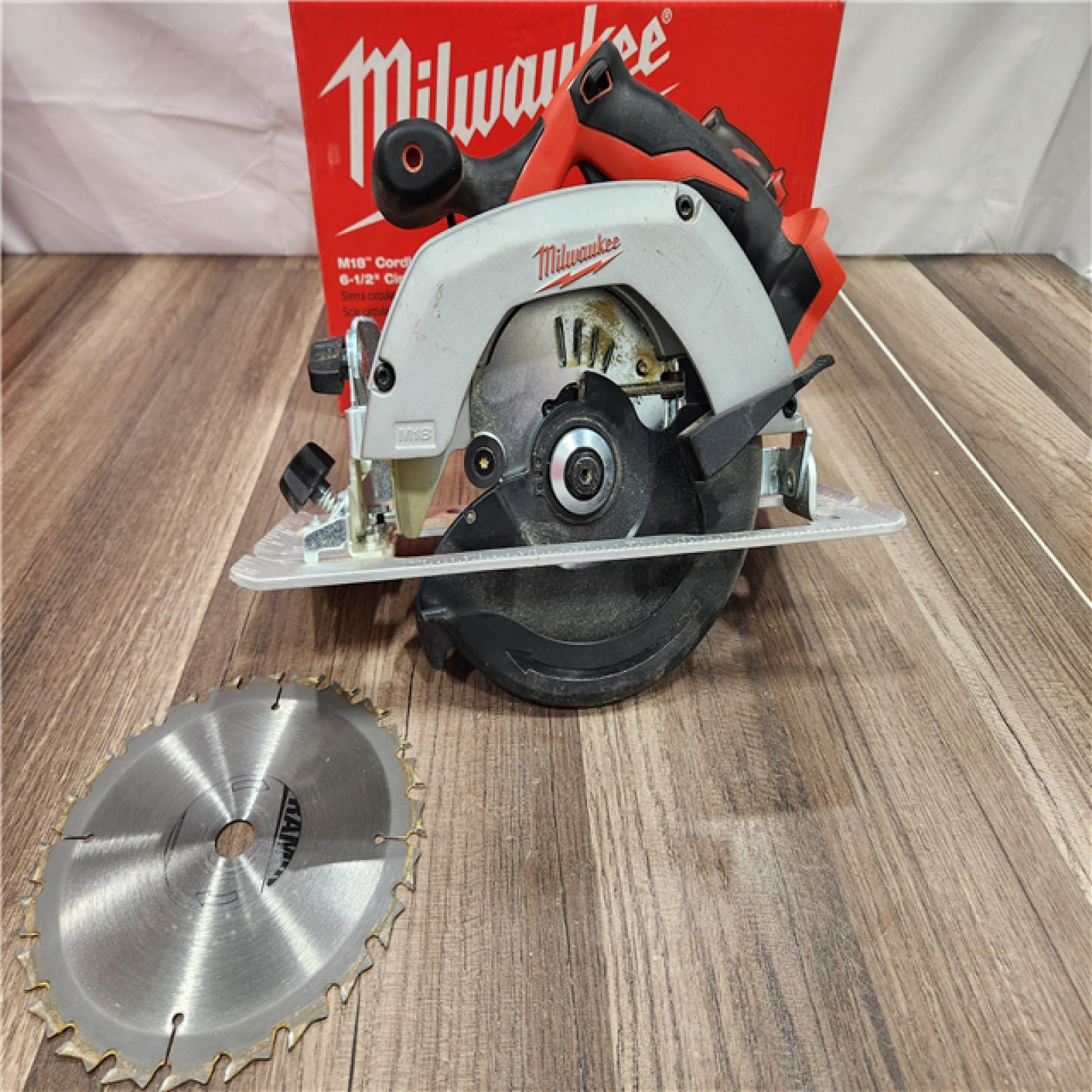 AS-IS Milwaukee 2630-20 M18 Cordless 6-1/2 Circular Saw Bare Tool Only - All