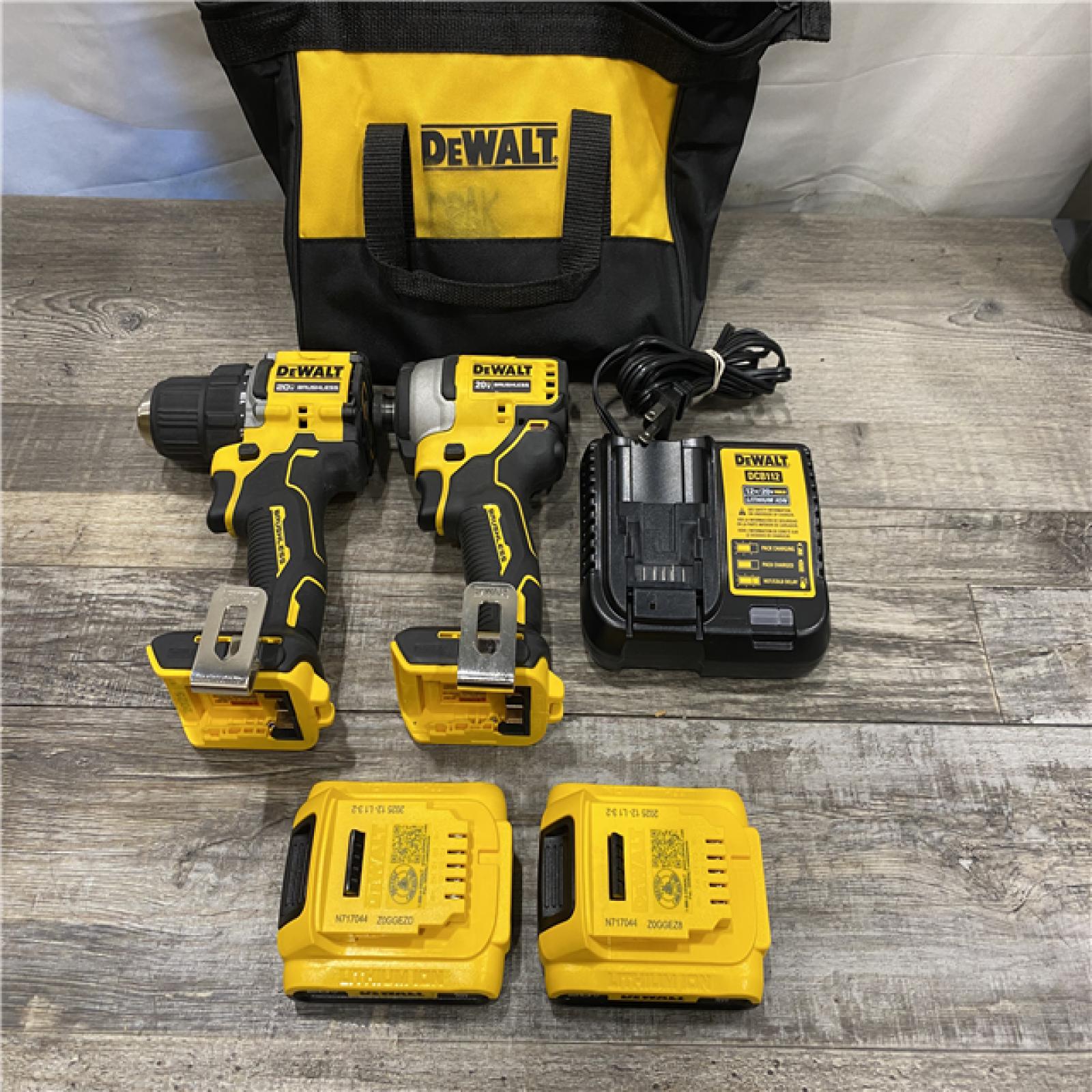 AS-IS DEWALT ATOMIC 20-Volt MAX Lithium-Ion Cordless Combo (2-Tool) Kit