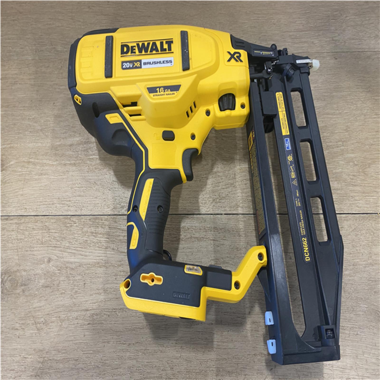 AS-IS DEWALT 20V MAX XR 16-Gauge Lithium-Ion Cordless Finish Nailer (Tool Only)