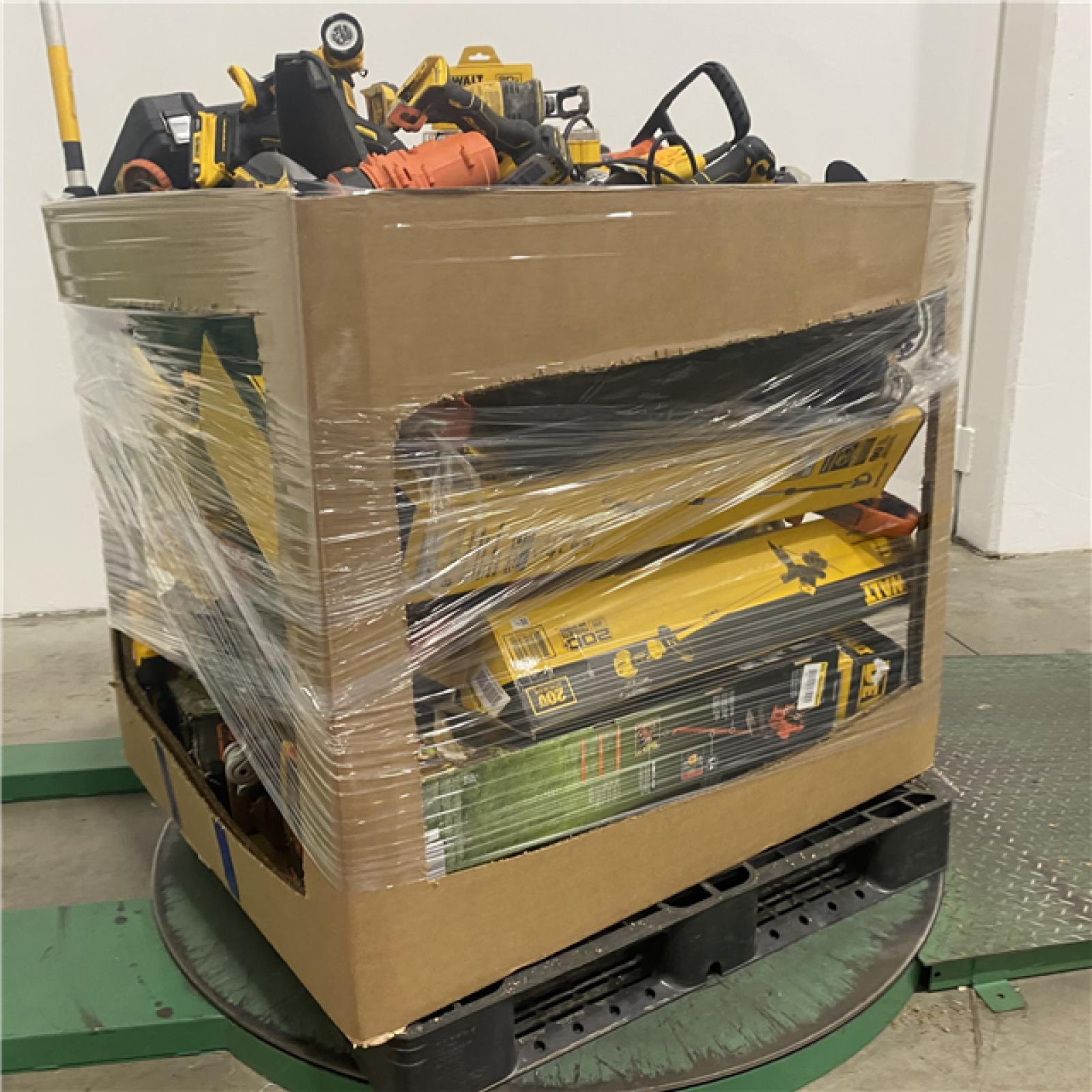 Dallas Location - As-Is DEWALT Tool Pallet