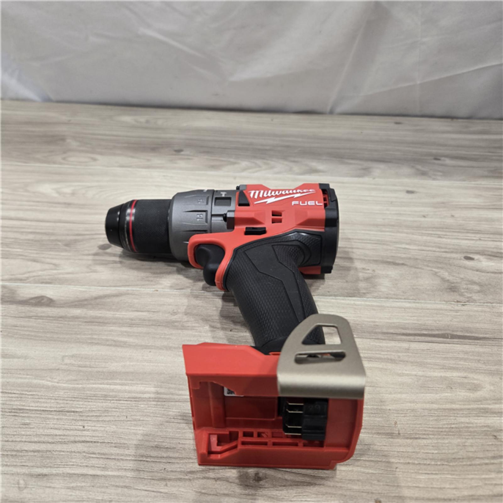 AS-IS Milwaukee 2904-22 Hammer Drill Driver Kit