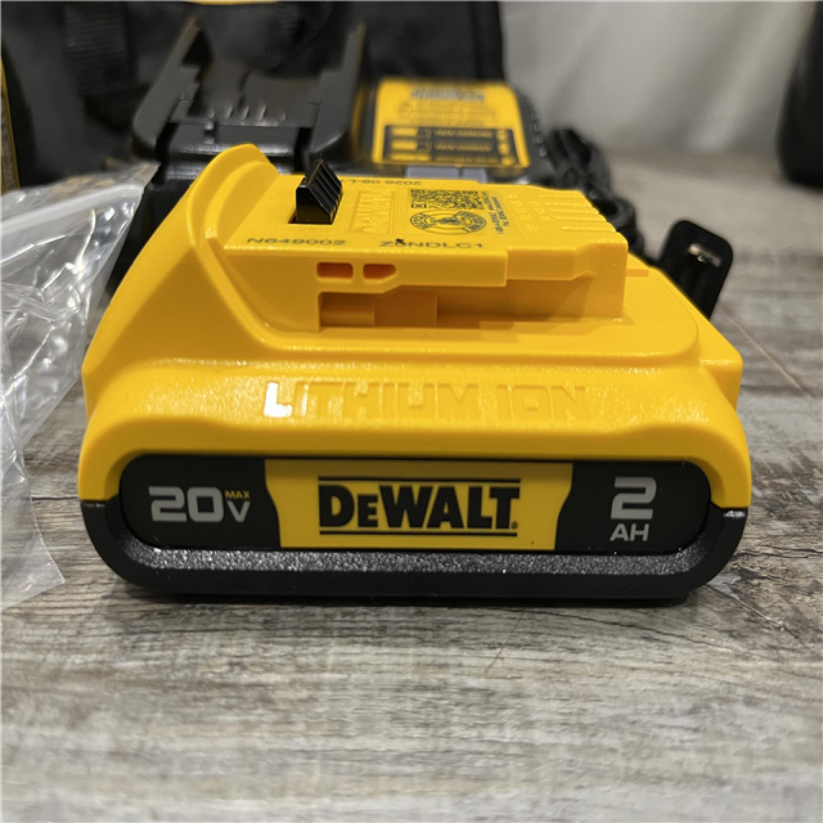 AS-IS DEWALT Atomic 20V Max Lithium-Ion Brushless Cordless Compact 1/4 in. Impact Driver Kit