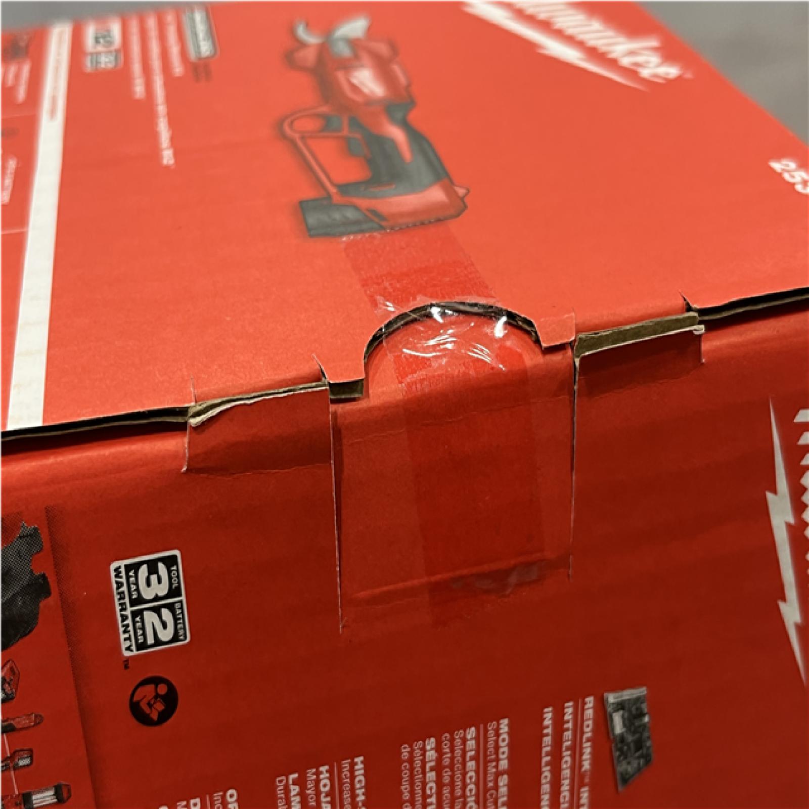 NEW - Milwaukee 12V Cordless Brushless Pruner Shears Kit