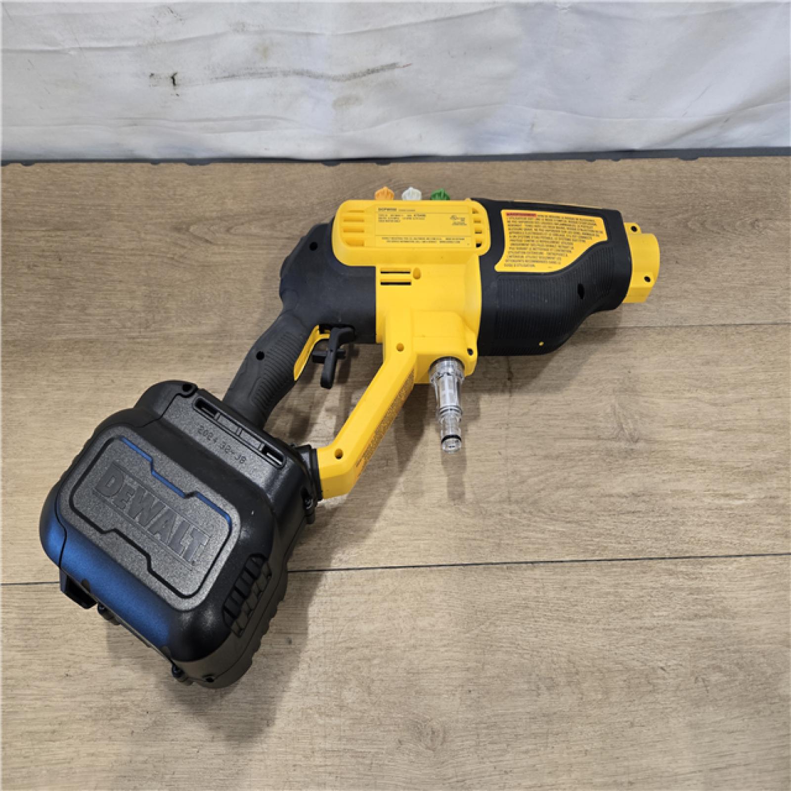 AS-IS DEWALT 20V MAX 550 PSI 1.0 GPM Cold Water Cordless Power Cleaner  (Tool Only)