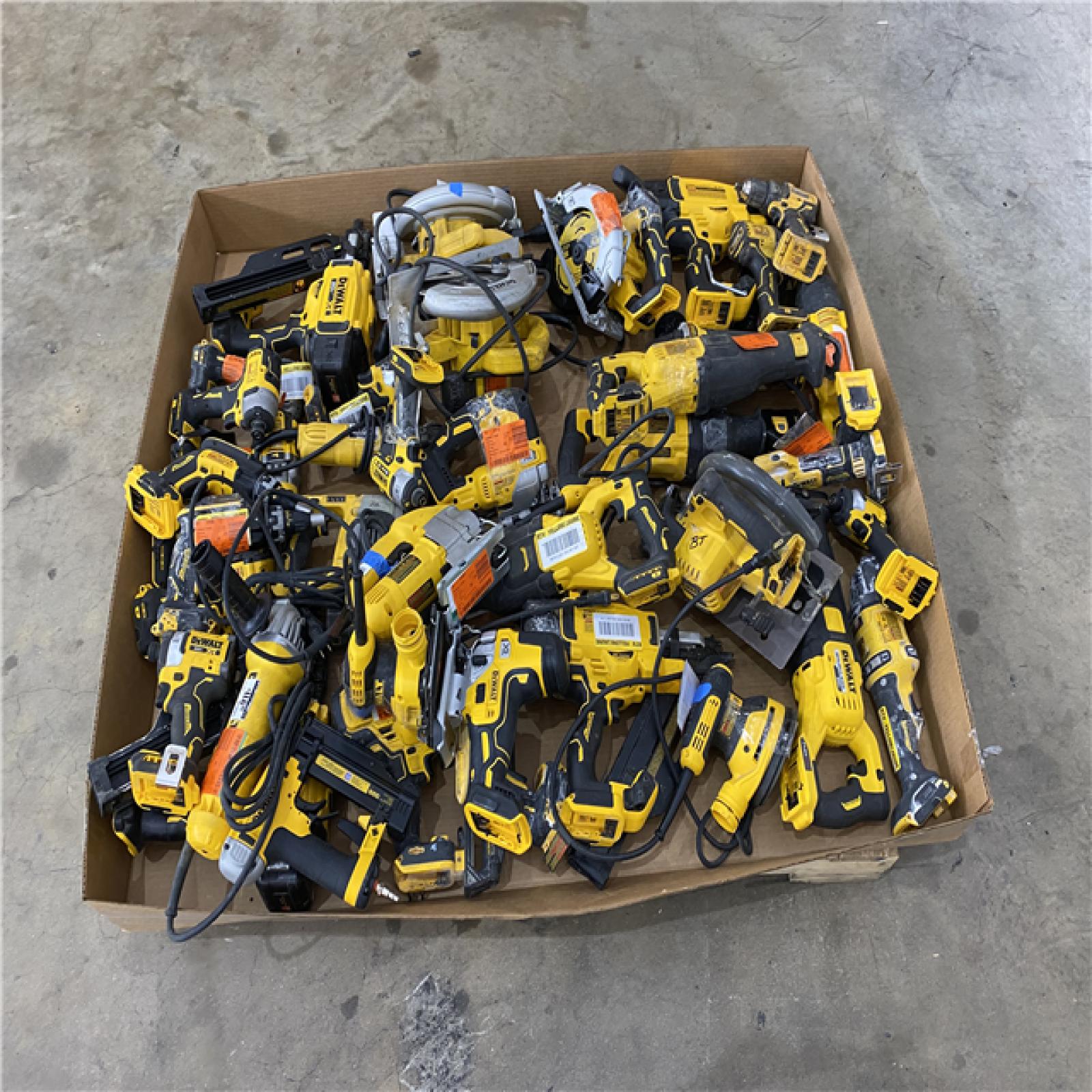 Houston Location AS IS - Tool Pallet