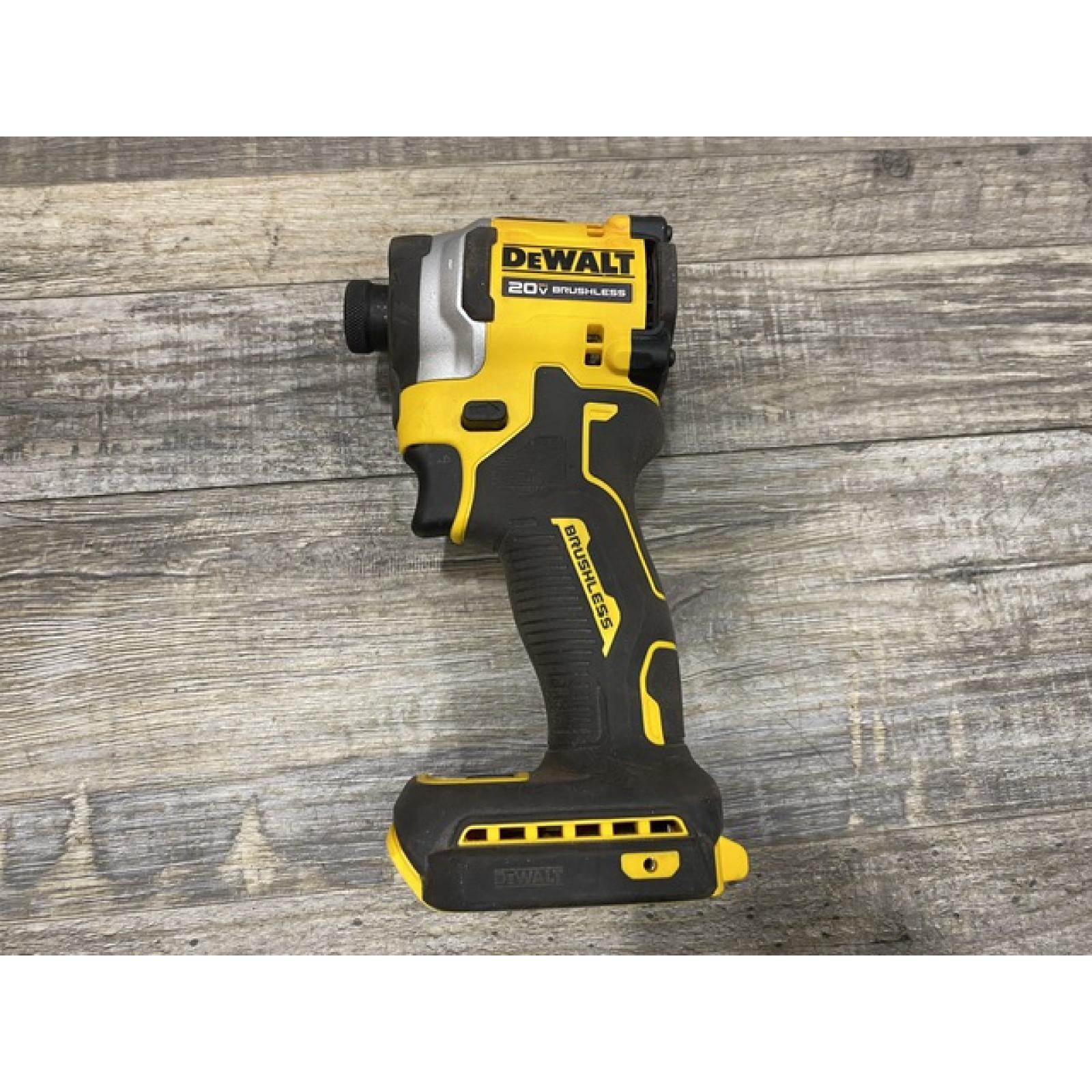 AS-IS DEWALT ATOMIC 20V MAX Lithium-Ion Cordless 1/4 in. Brushless Impact Driver Kit