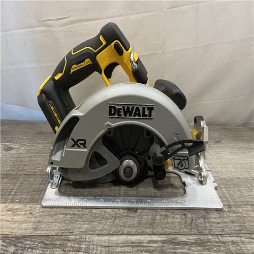 AS-IS DEWALT 20-Volt MAX 7-1/4 in. Cordless Circular Saw (Tool Only)