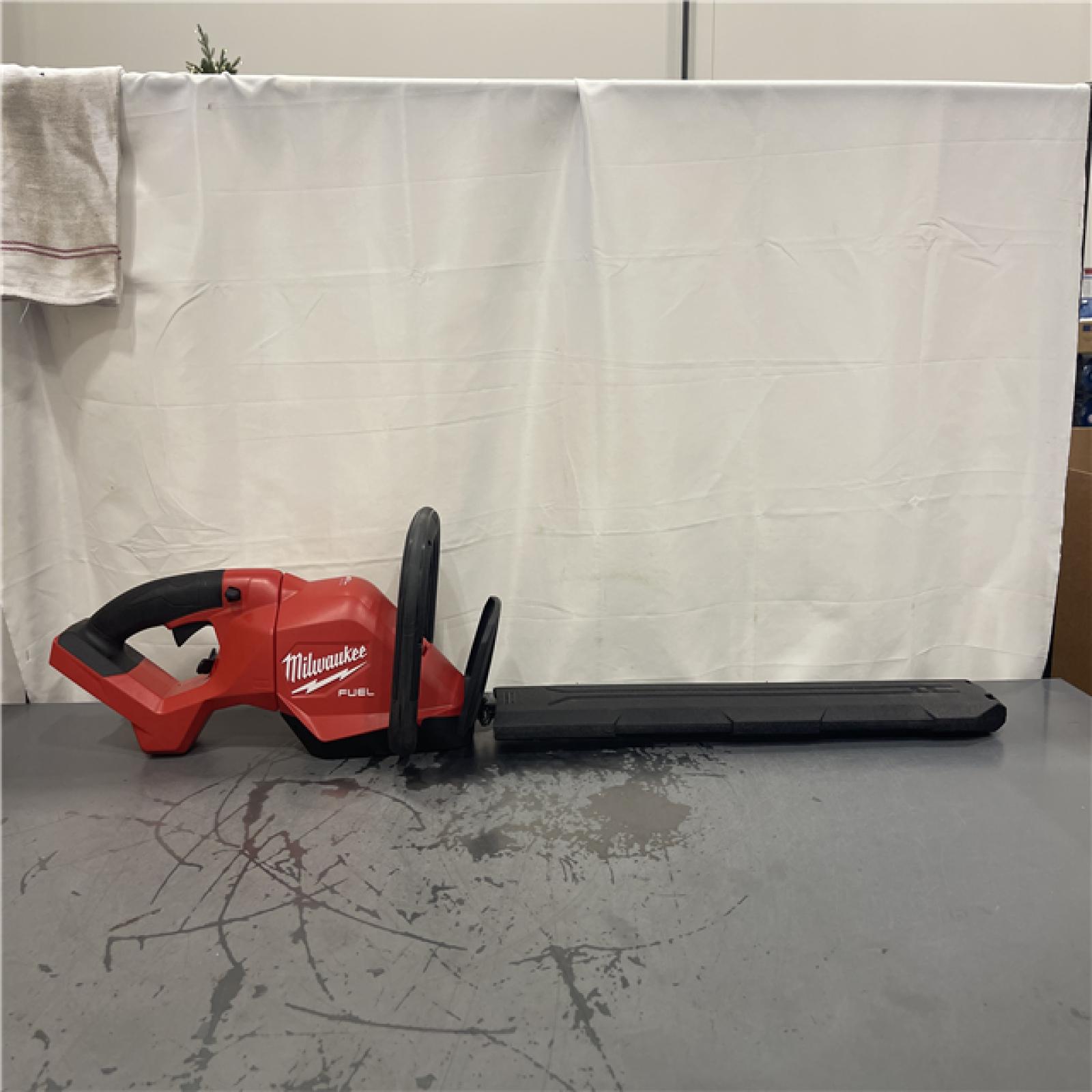 AS-IS- M18 FUEL 18-Volt 24 in. Brushless Cordless Battery Powered Hedge Trimmer (Tool-Only)