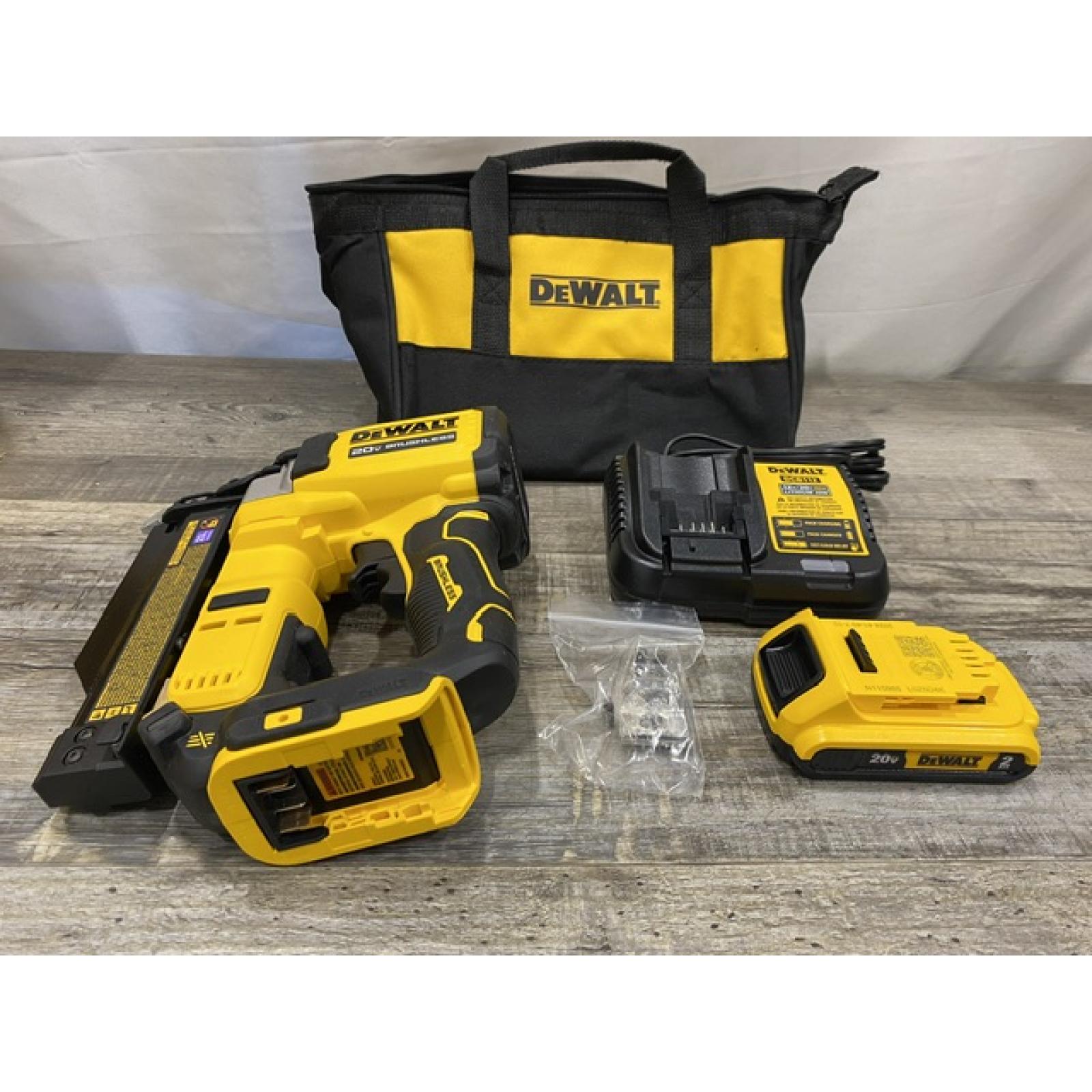 AS-IS DEWALT ATOMIC 20V MAX Lithium Ion Cordless 23 Gauge Pin Nailer Kit