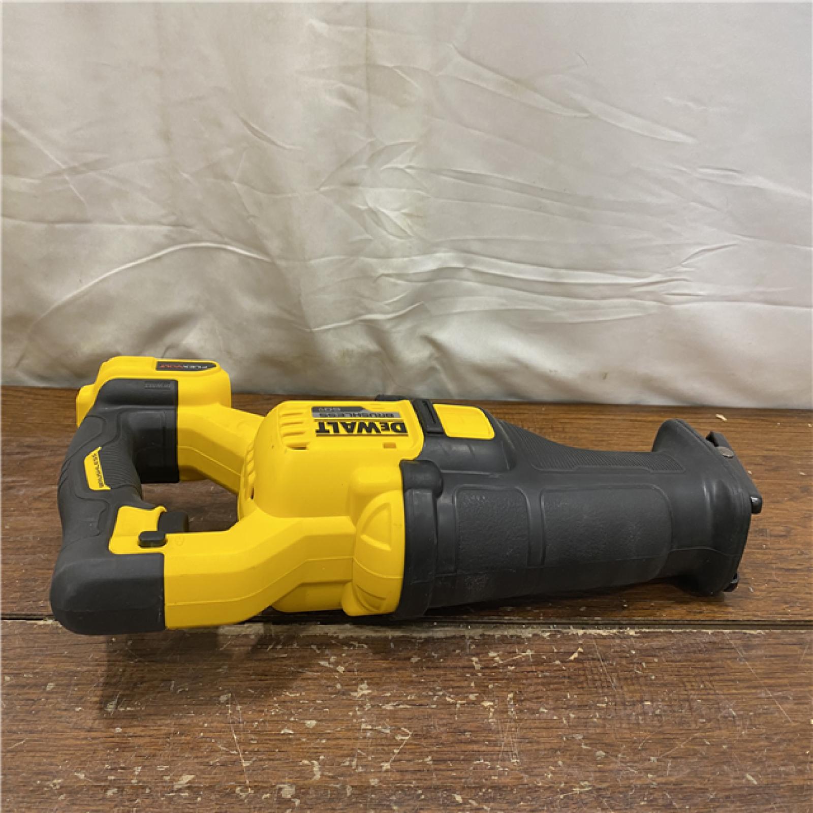 AS-IS DeWalt DCS389B FLEXVOLT 60V MAX Cordless Brushless Reciprocating Saw (Tool-Only)