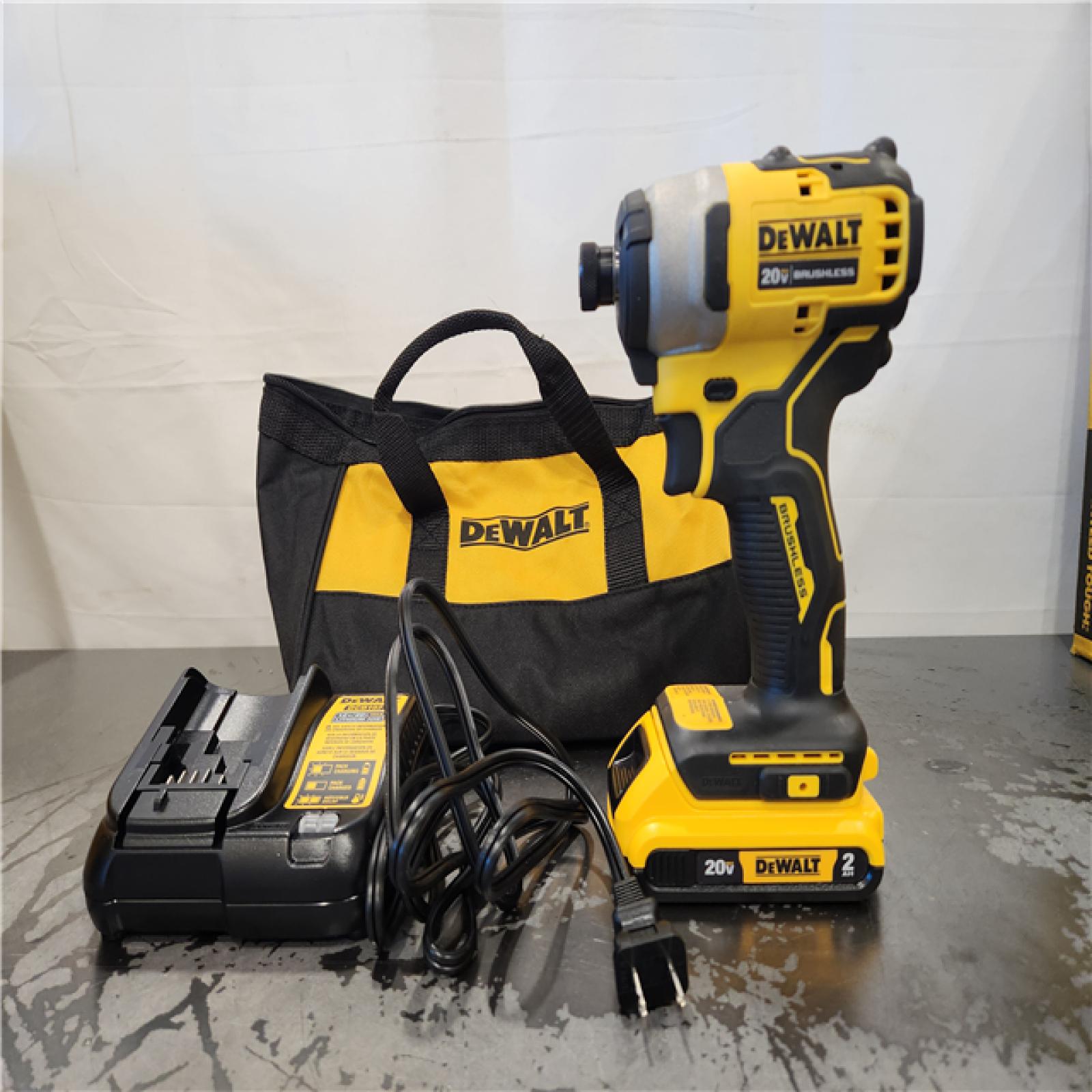 AS-IS- DEWALT ATOMIC 20V MAX* Brushless Cordless Compact 1/4 in. Impact Driver Kit