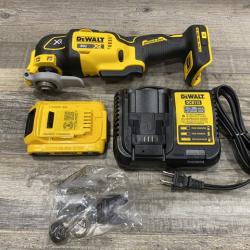 AS-IS DEWALT 20V MAX XR Cordless Brushless 3-Speed Oscillating Multi Tool Kit