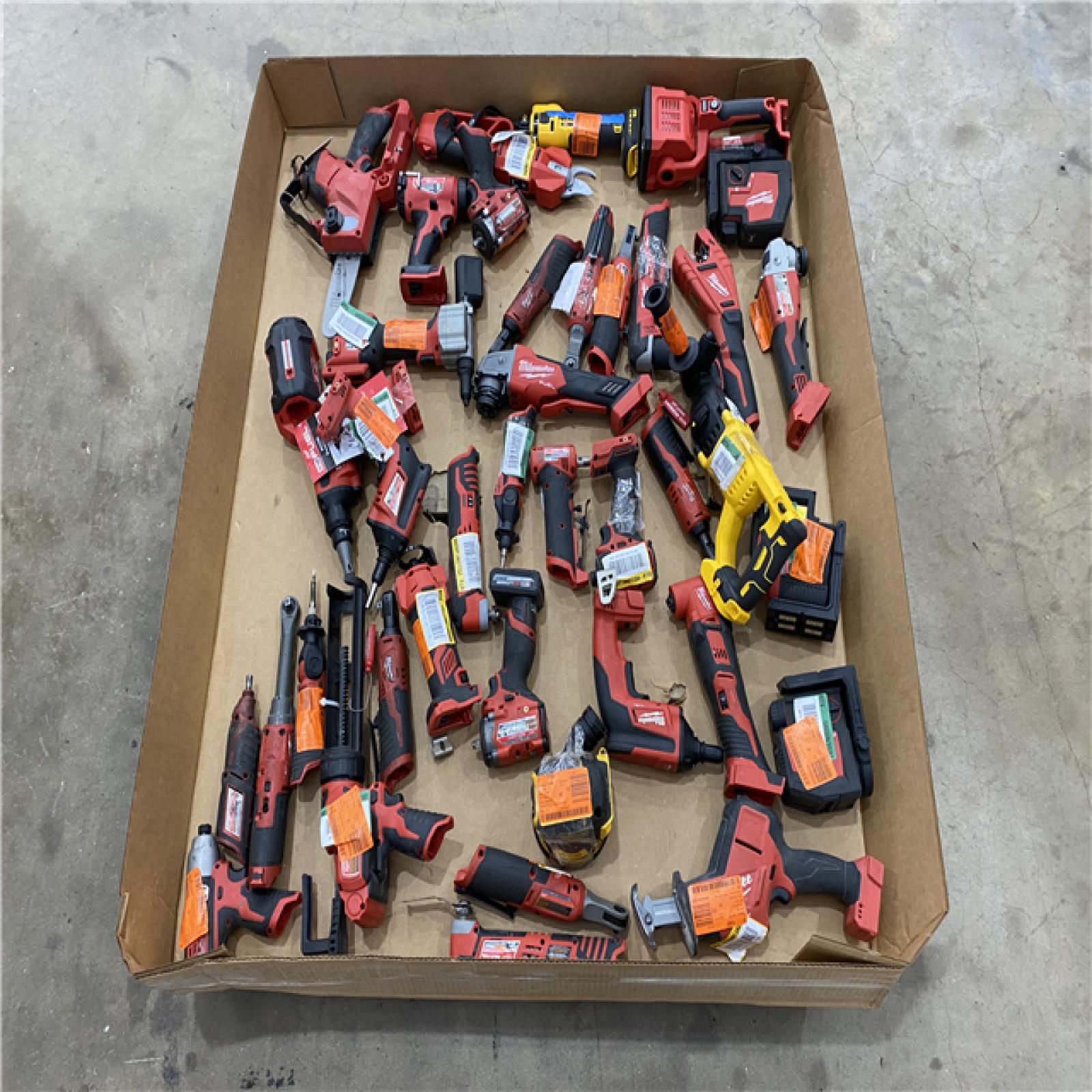 Houston Location AS IS - Tool Pallet