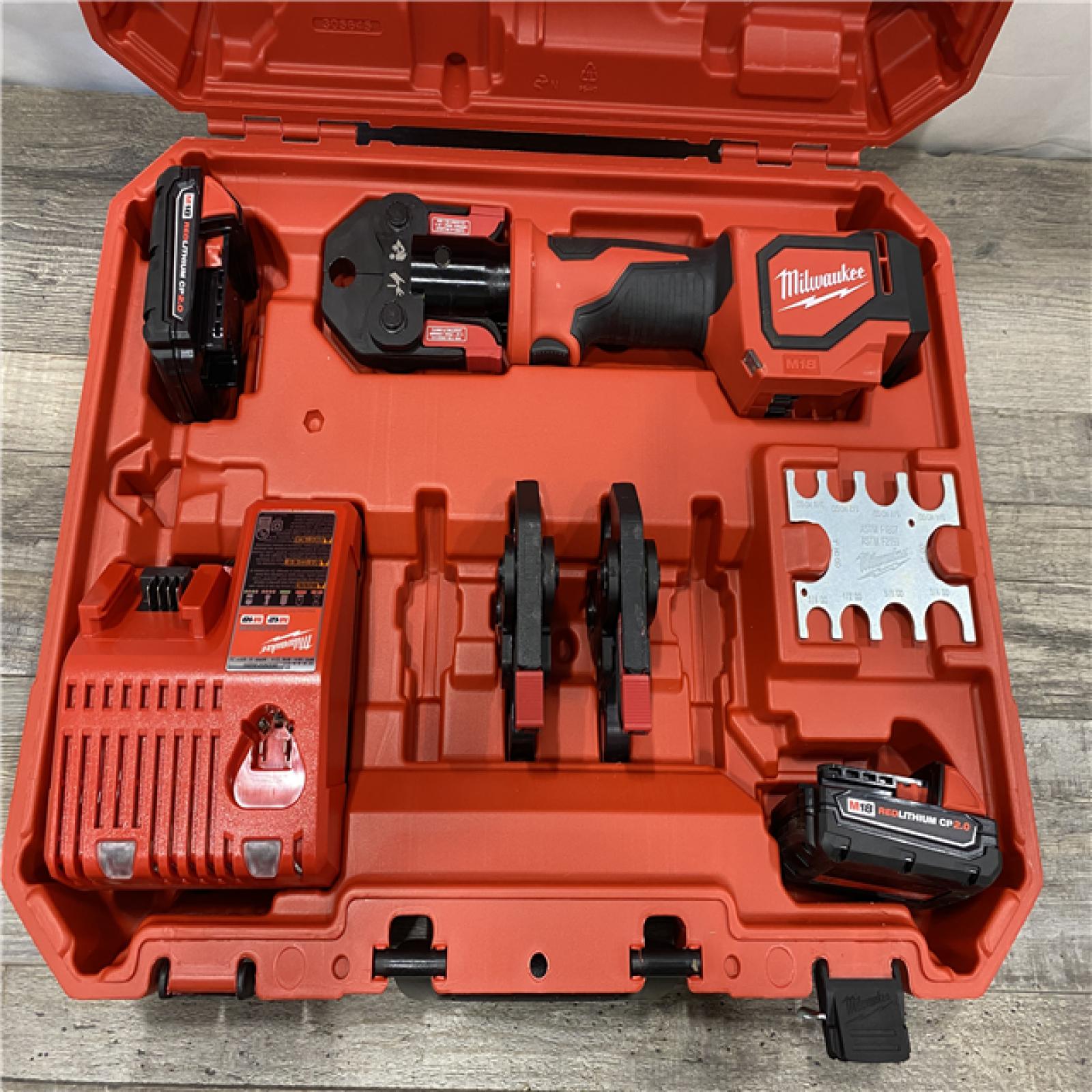 AS-IS Milwaukee 18V Lithium-Ion Cordless Short Throw Press Tool Kit