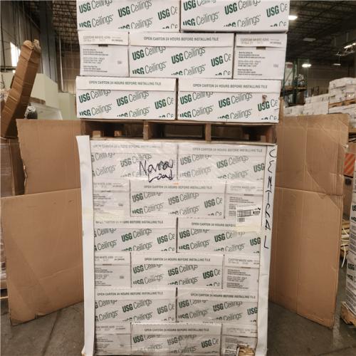 Phoenix NEW USG Ceiling Wood Fiber Ceiling Tile White (1 728 sq. ft/ 54 Cases)