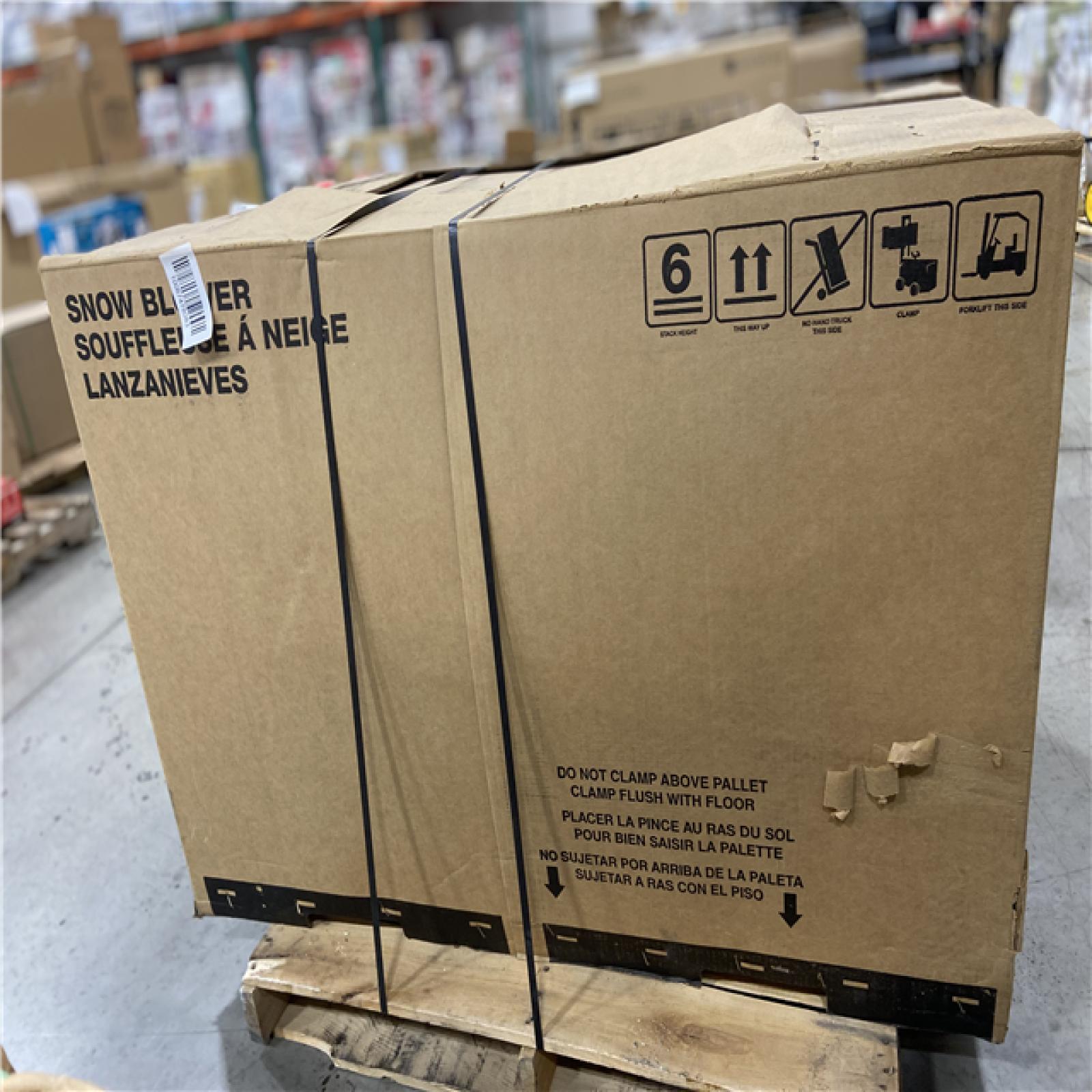 DALLAS LOCATION - Cub Cadet 2X MAX 30 in. 357cc Two-Stage Electric Start Gas Snow Blower with Steel Chute