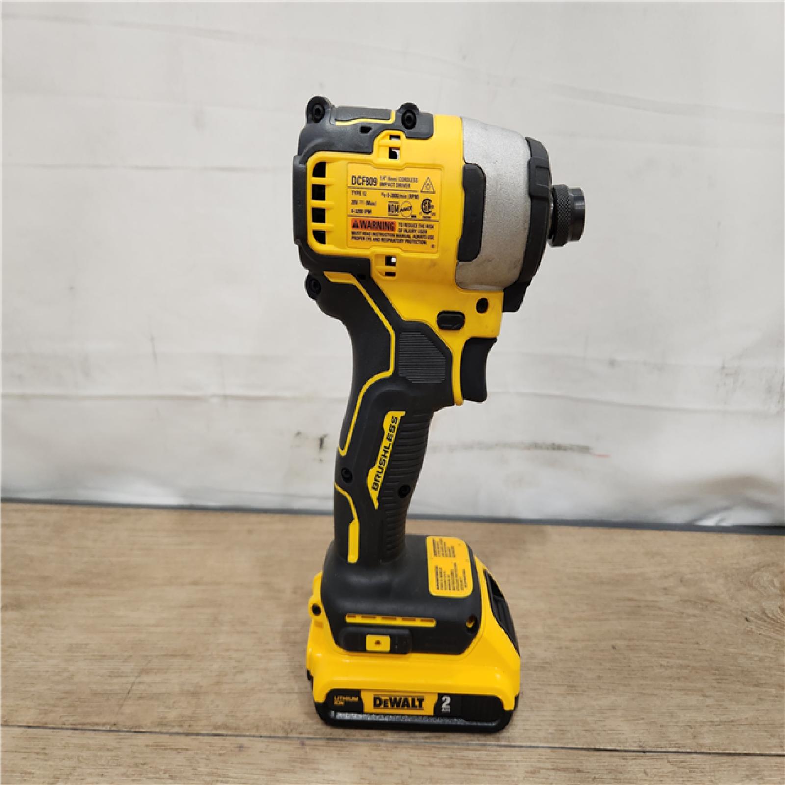 AS-IS- DEWALT ATOMIC 20V MAX* Brushless Cordless Compact 1/4 in. Impact Driver Kit