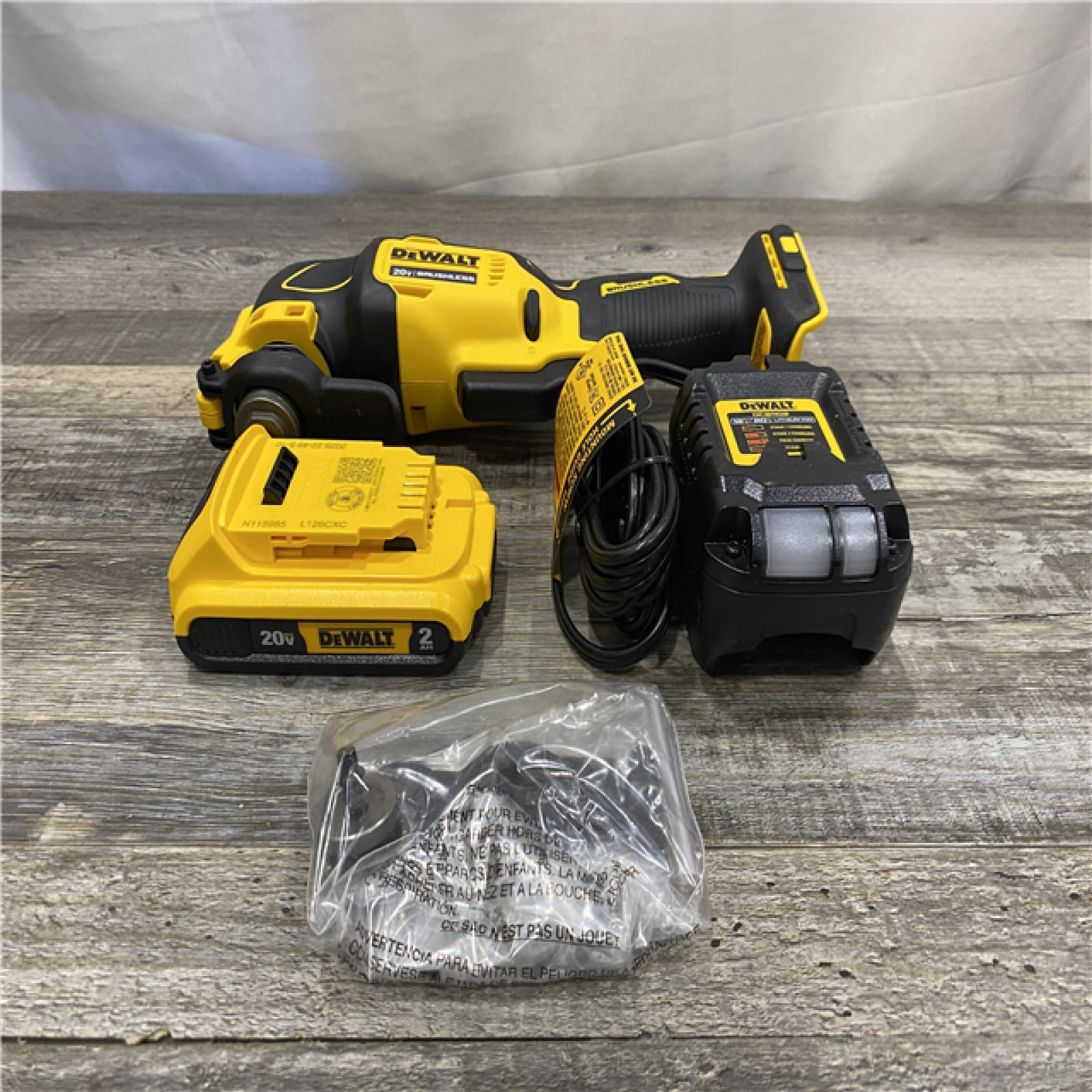 AS-IS DEWALT ATOMIC 20V MAX Cordless Brushless Oscillating Multi Tool Kit