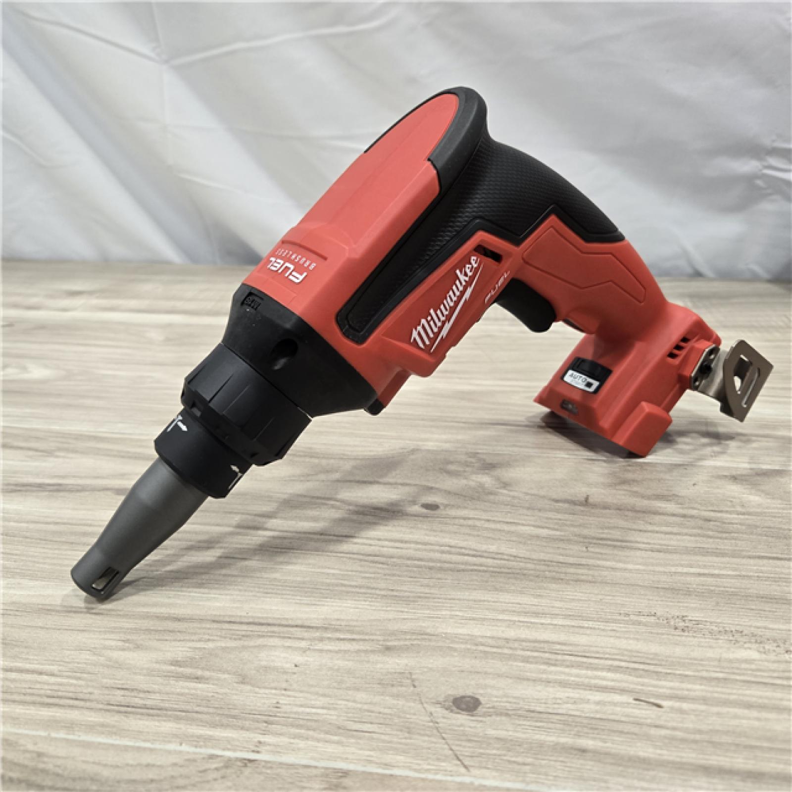 LIKE NEW! - Milwaukee M18 FUEL Brushless Cordless Drywall Screwgun Kit