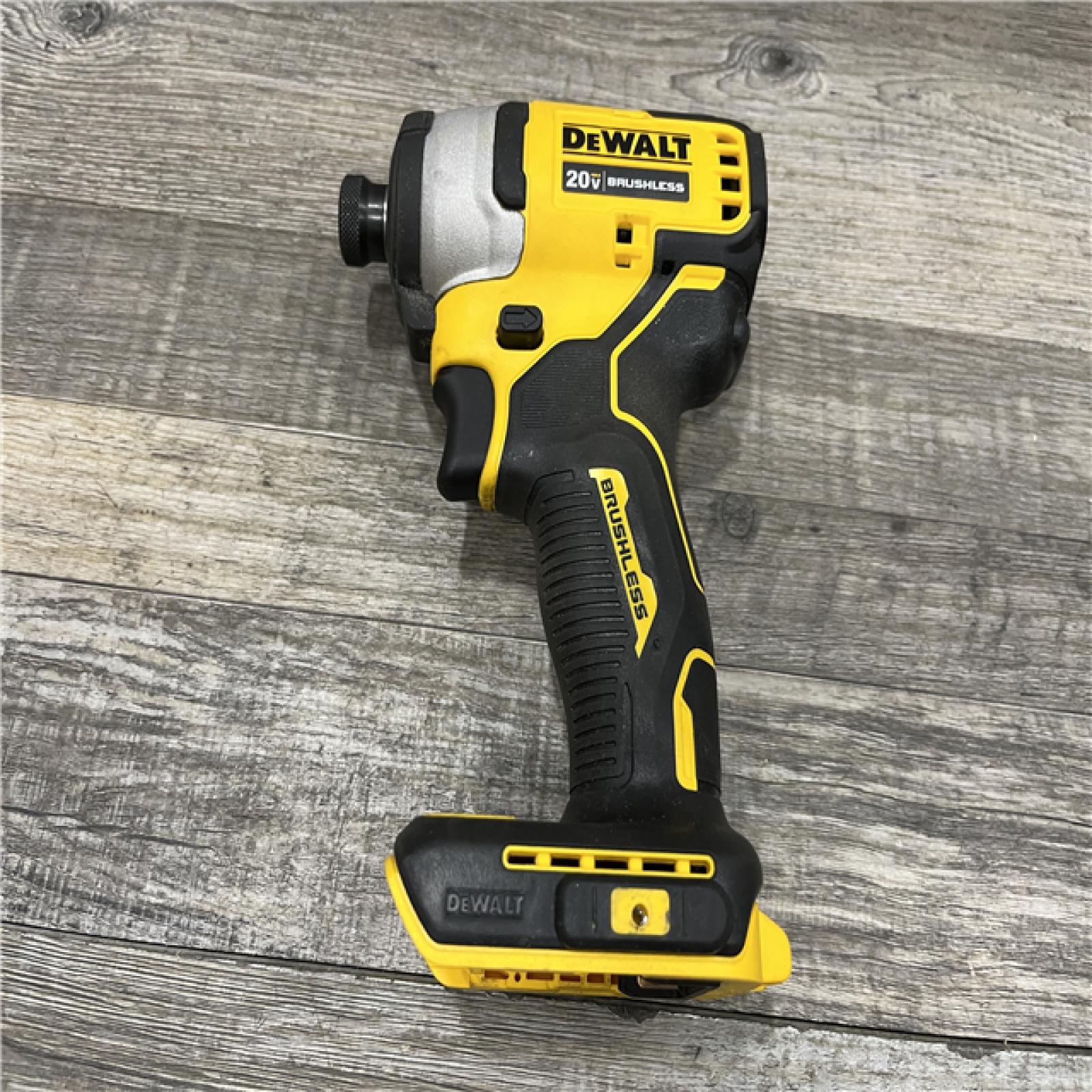AS-IS DEWALT Atomic 20V Max Lithium-Ion Brushless Cordless Compact 1/4 in. Impact Driver Kit