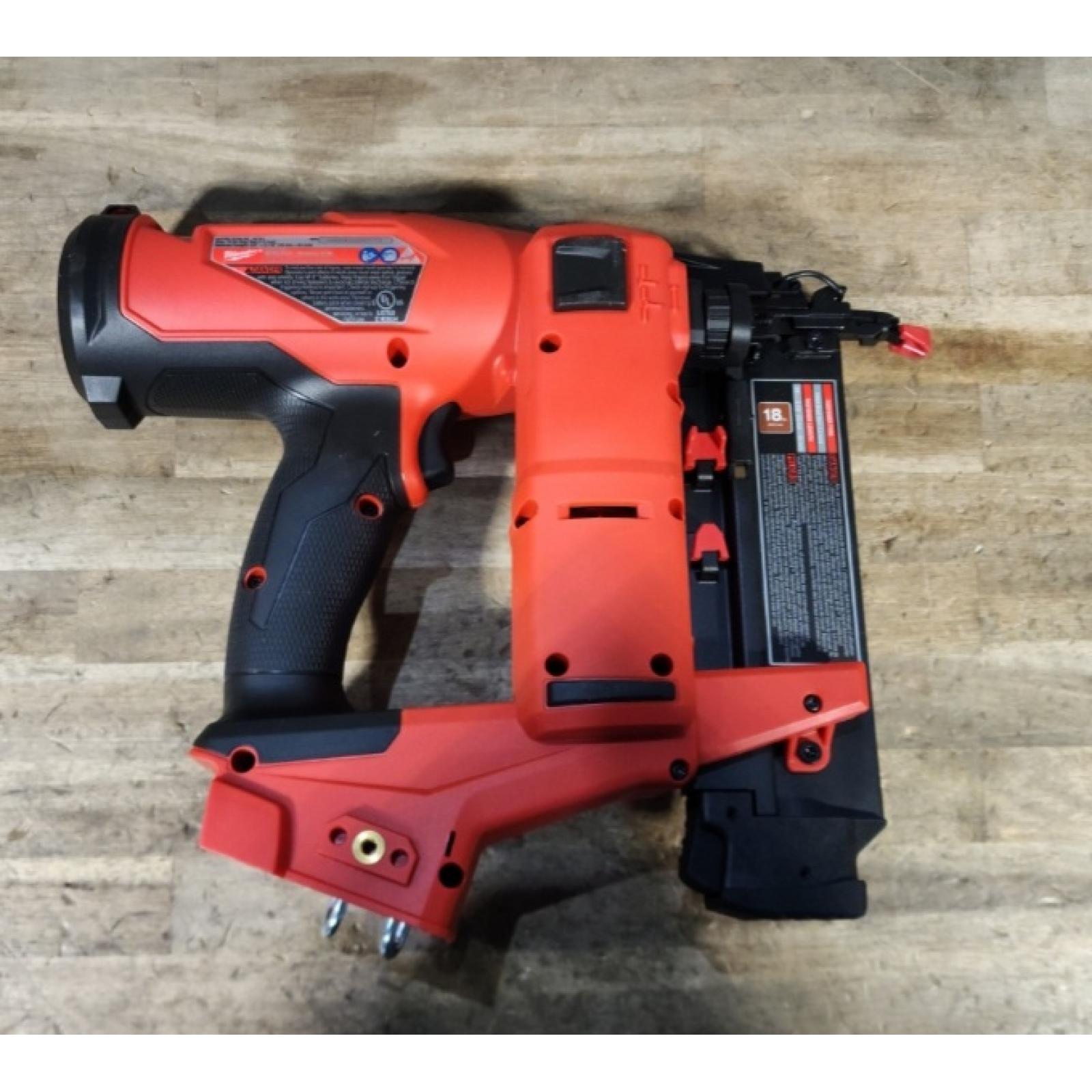 HOUSTON LOCATION - AS-IS Milwaukee M18 Fuel 18V Brushless 18-Gauge Brad Nailer 2746-20 (Bare Tool)