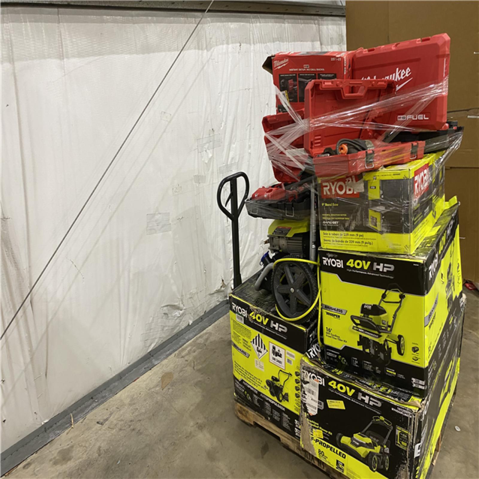 Houston Location AS IS - Tool Pallet