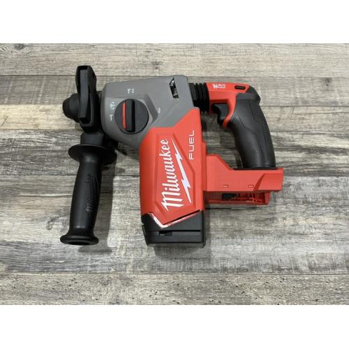 AS-IS Milwaukee  FUEL 18V Lithium-Ion Brushless Cordless 1 in. SDS-Plus Rotary Hammer (Tool-Only)