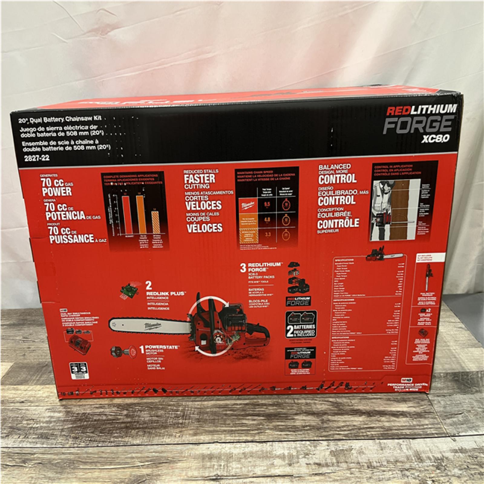 NEW - Milwaukee FUEL 18V Brushless Cordless 20 in. Dual Battery Chainsaw Kit