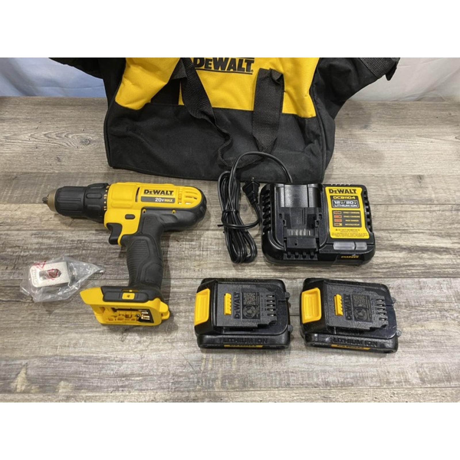 AS-IS DEWALT 20V MAX Cordless 1/2 in. Drill/Driver Kit