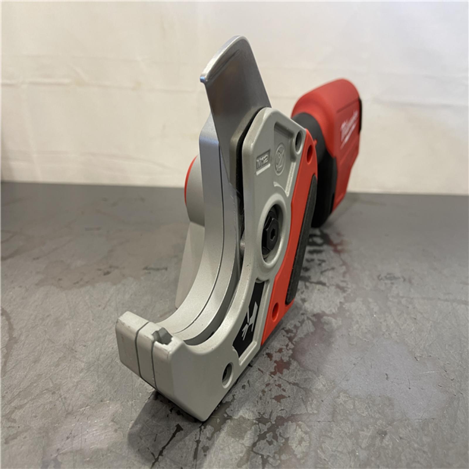 AS-IS - Milwaukee M12 12V Lithium-Ion Cordless PVC Pipe Shear