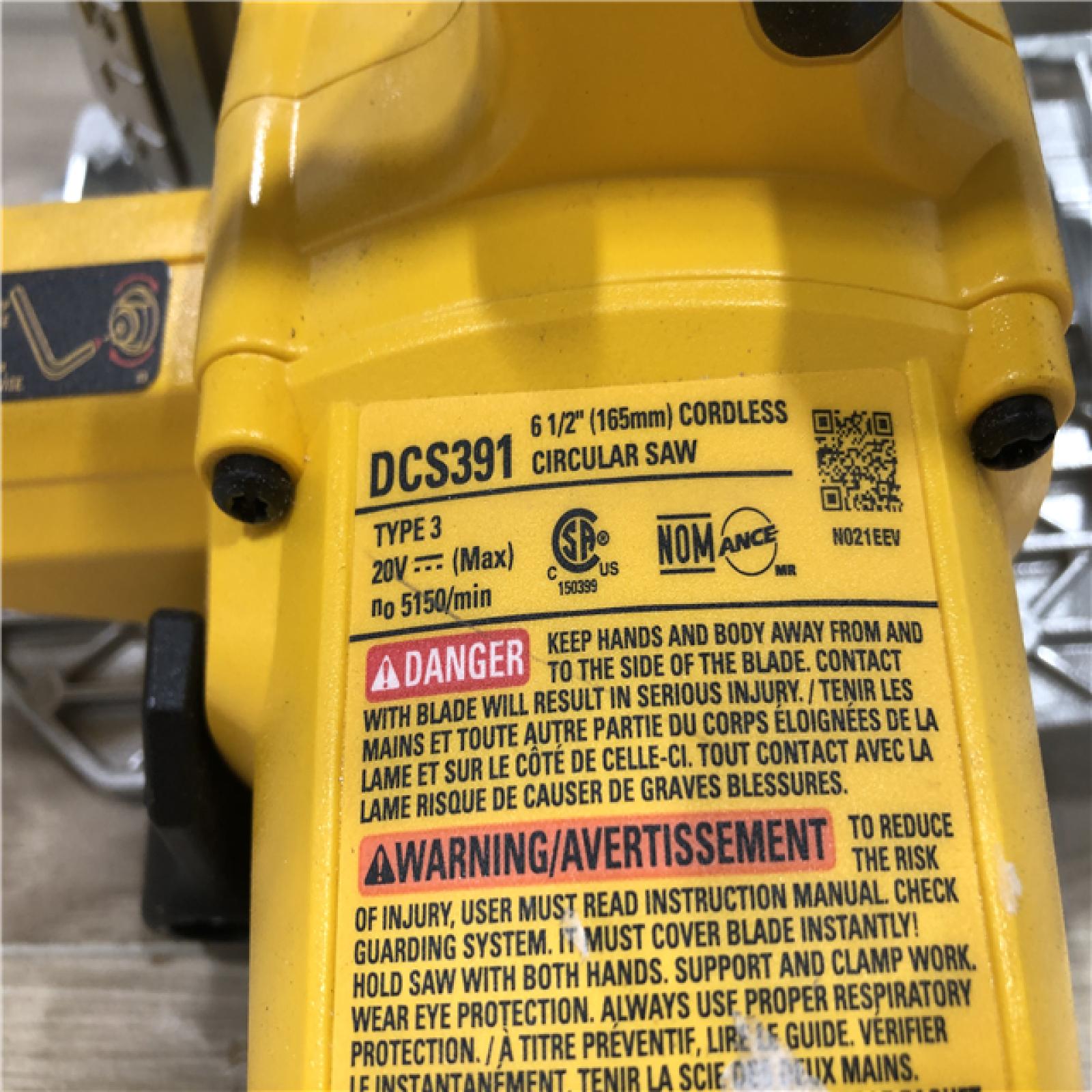 AS-IS DEWALT 6-1/2'' 165MM CIRCULAR SAW (Tool-Only)