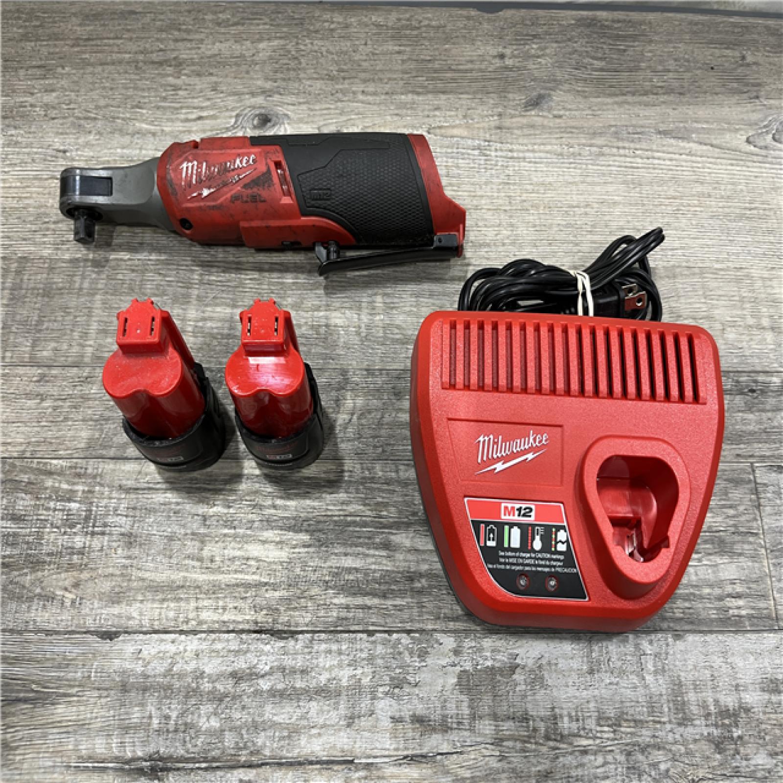 AS-IS Milwaukee FUEL 12V Lithium-Ion Brushless Cordless High Speed 3/8 in. Ratchet Kit