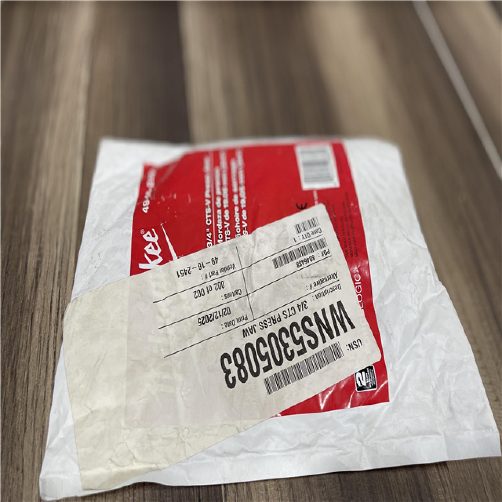 NEW! - Milwaukee 3/4 in. M12 Force Logic Press Tool Jaw