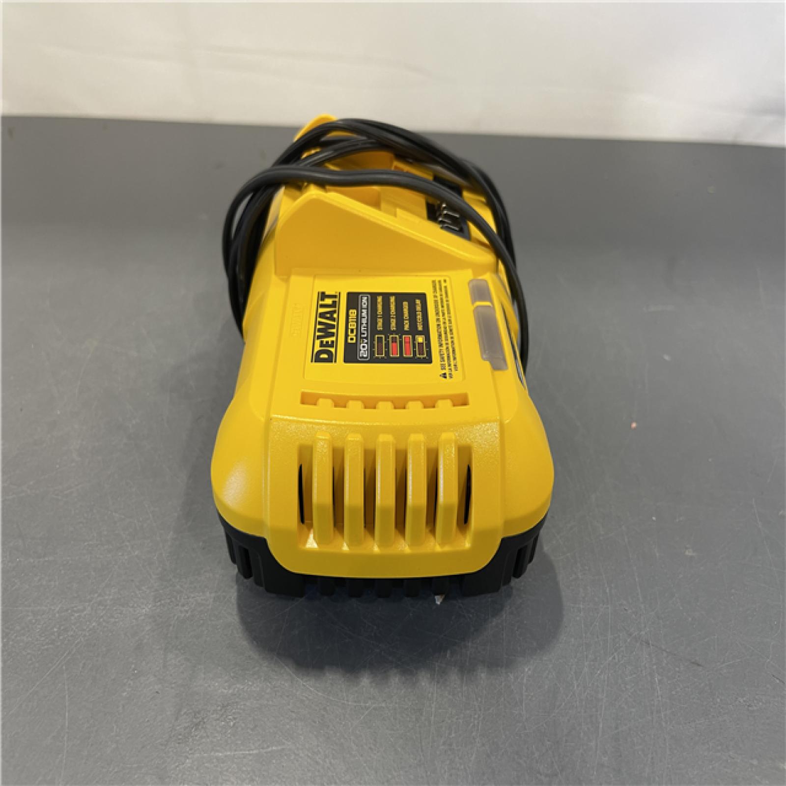 AS-IS - DeWalt 20V Max Fan-Cooled Fast Charger