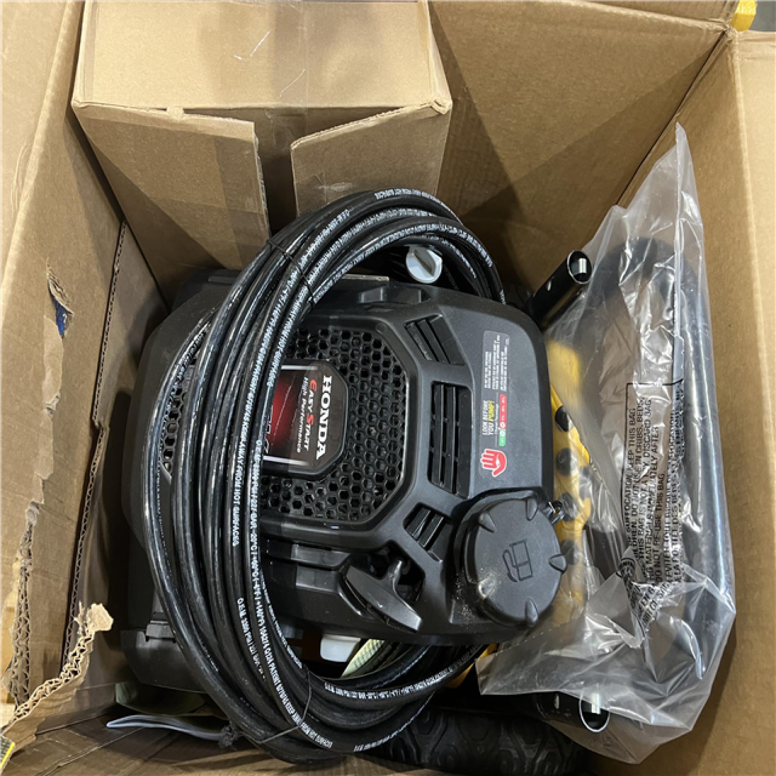 Dallas Location - As-Is DEWALT 3300 PSI 2.4 GPM Gas Pressure Washer