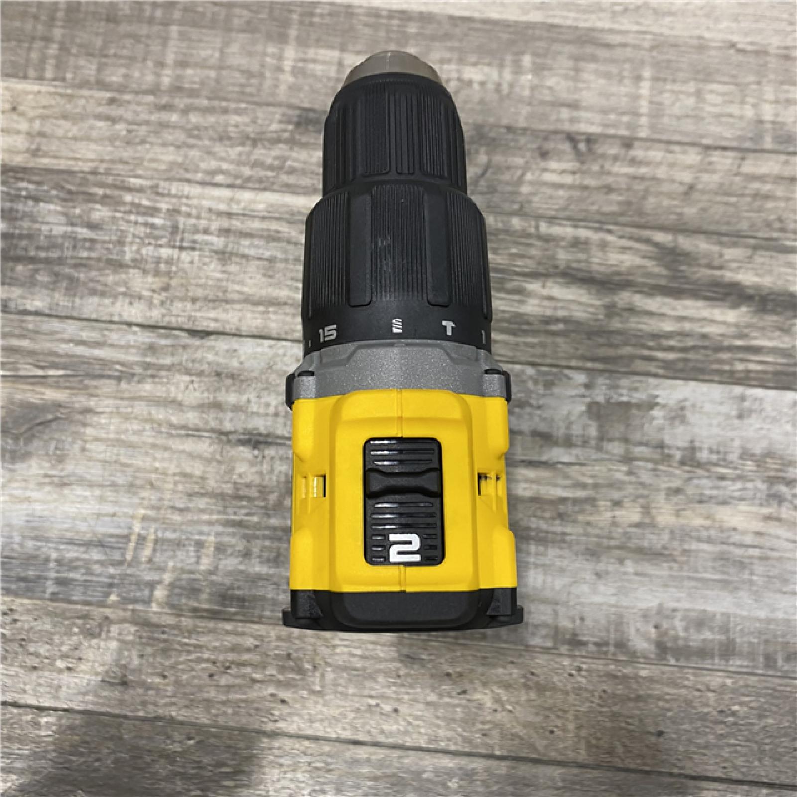 AS-IS DEWALT ATOMIC 20V Cordless 1/2 in. Compact Hammer Drill Kit