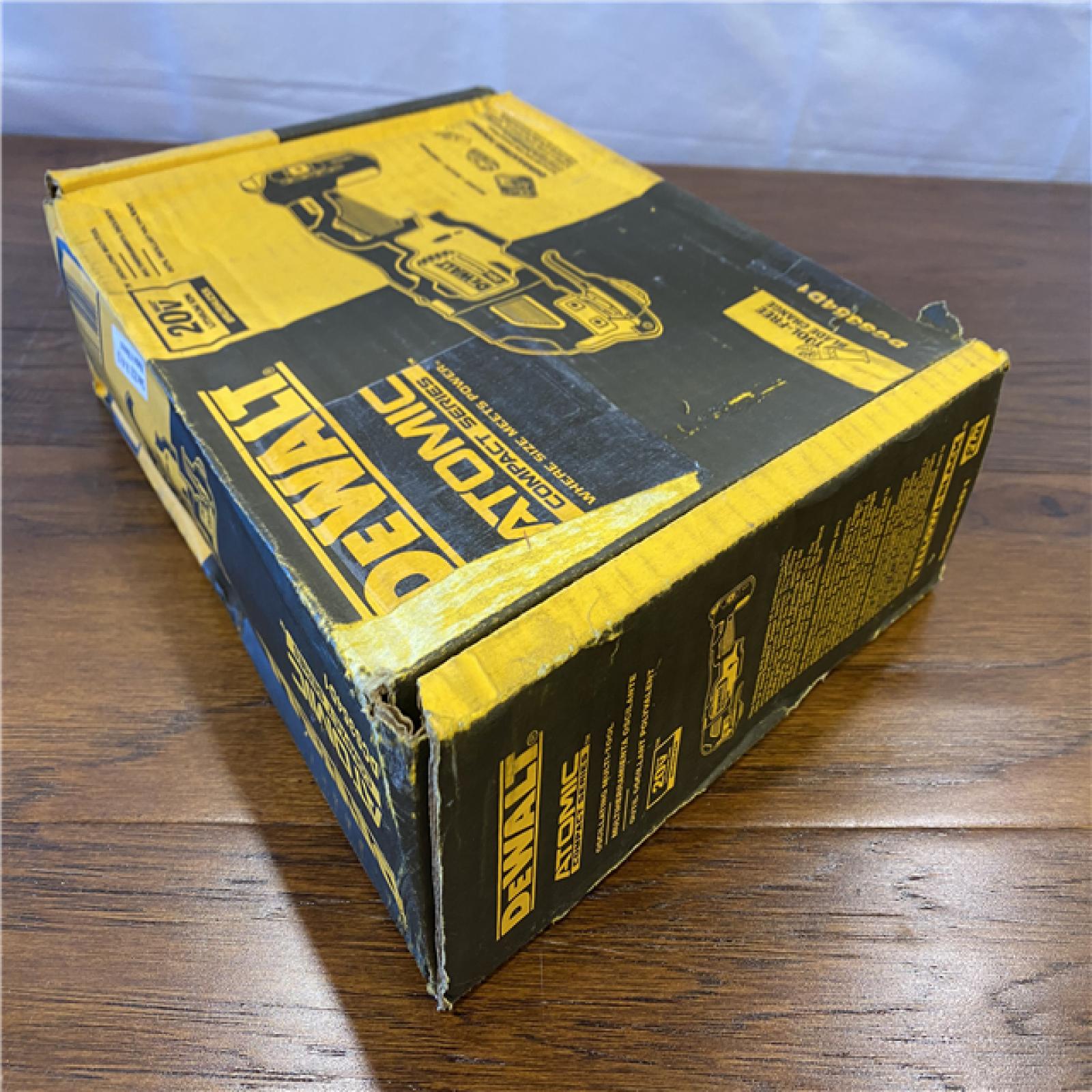 NEW DEWALT 20 Volt MAX Lithium Ion Cordless Brushless Oscillating