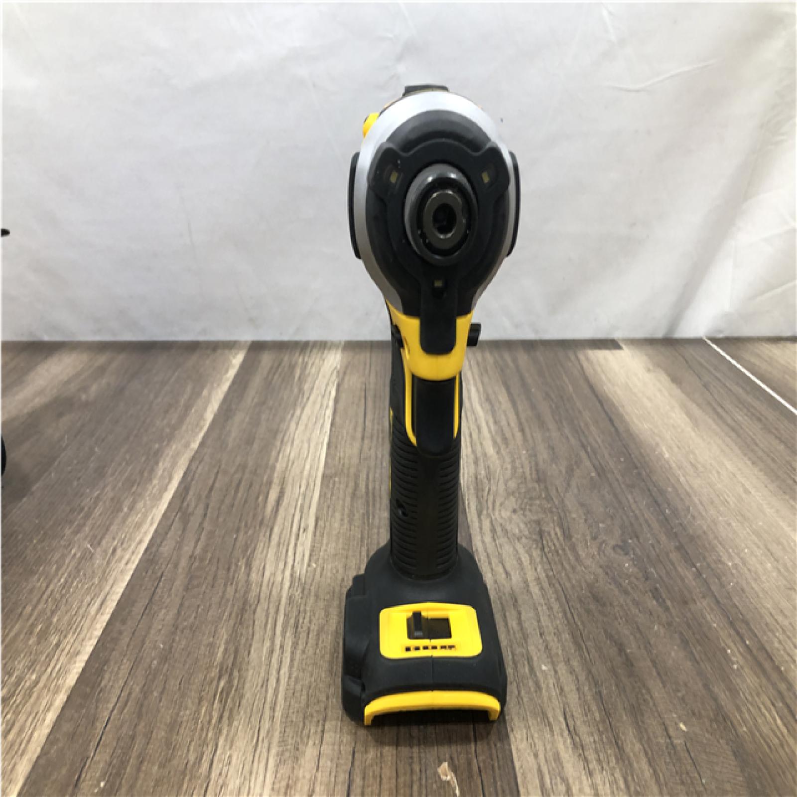 AS-IS DEWALT ATOMIC 20V MAX Lithium-Ion Cordless 1/4 in. Brushless Impact Driver Kit