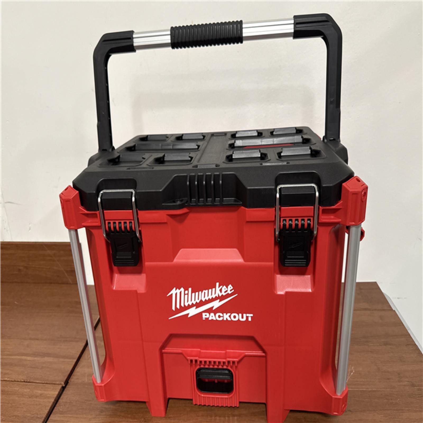 California NEW Milwaukee 6-1/2 Plunge Track Saw Kit, includes (1) Battery, Charger & Packout Box