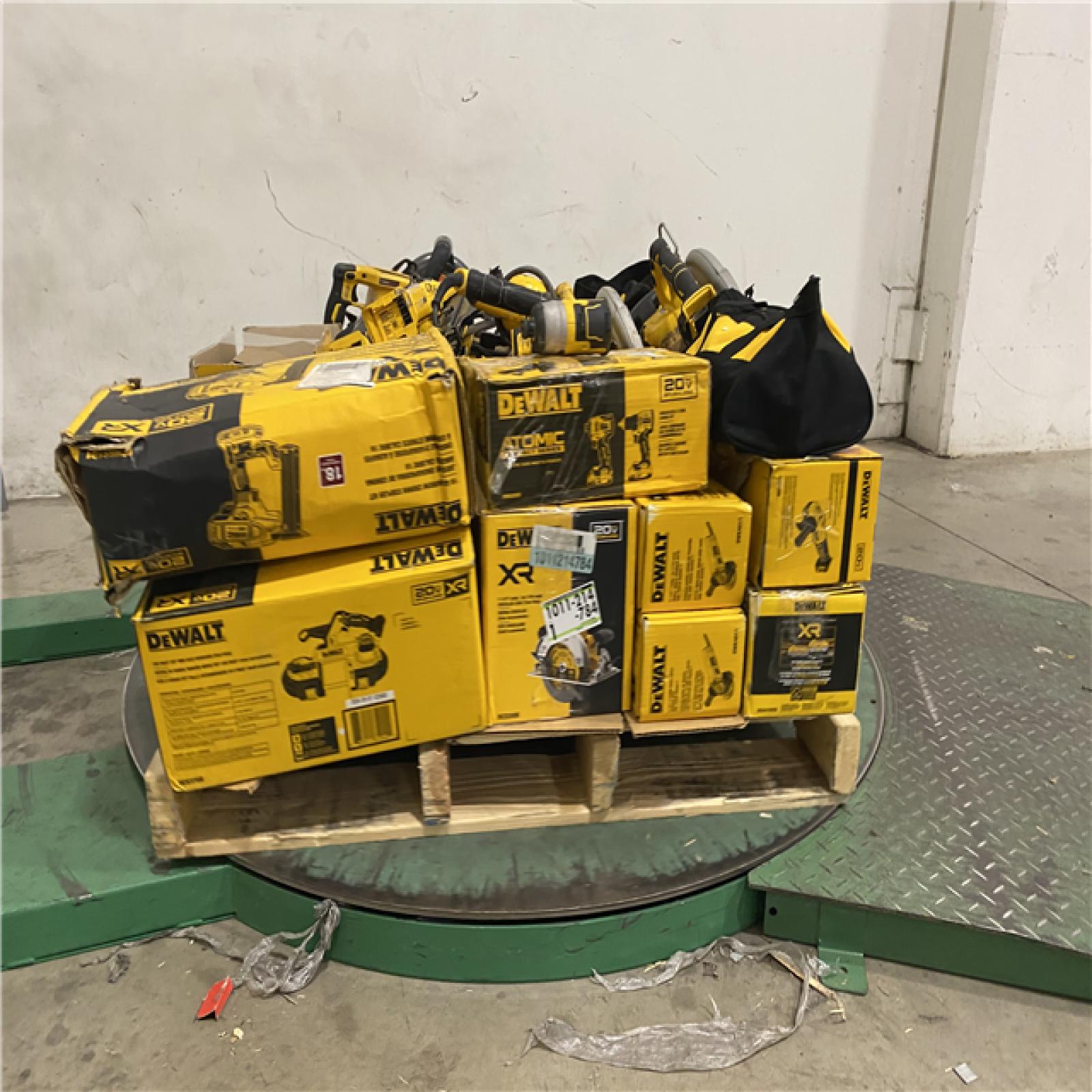 Dallas Location - As-Is DEWALT Tool Pallet