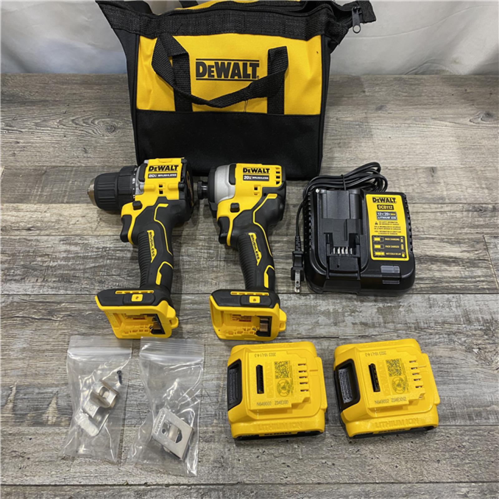 AS-IS DEWALT ATOMIC 20-Volt MAX Lithium-Ion Cordless Combo Kit