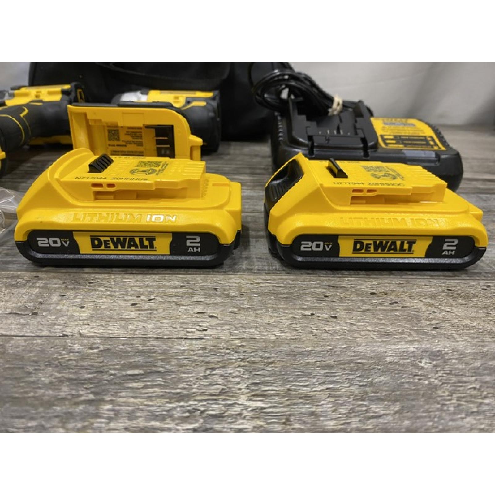 AS-IS DEWALT ATOMIC 20-Volt MAX Lithium-Ion Cordless Combo Kit