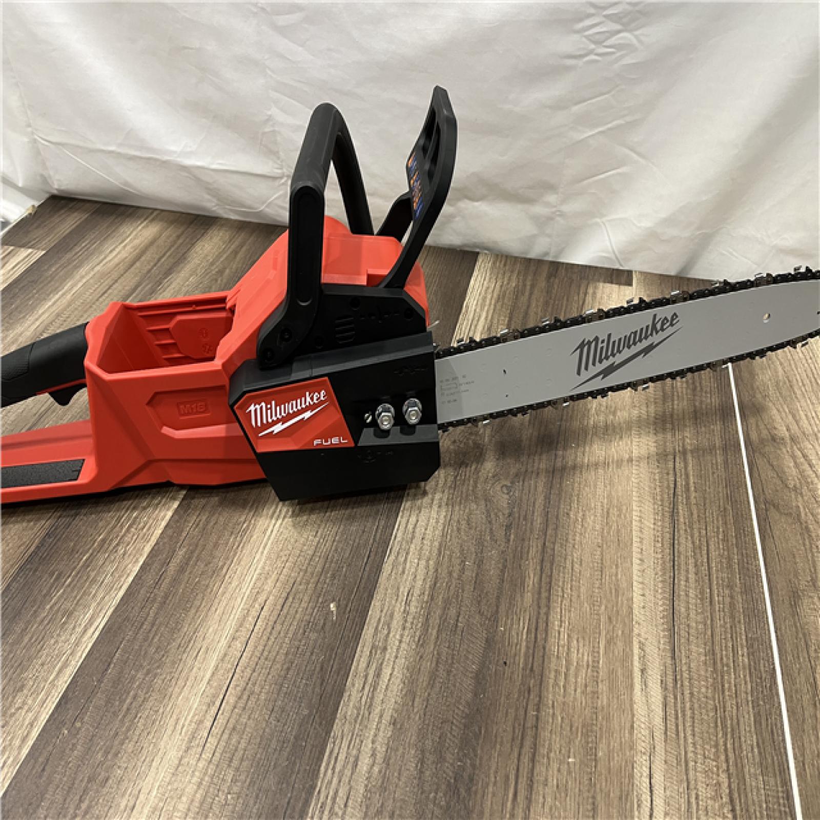 GOOD Milwaukee M18 FUEL 16  18V Li-Ion Brushless Cordless Chainsaw Tool-Only 2727-20 (TOOL ONLY)