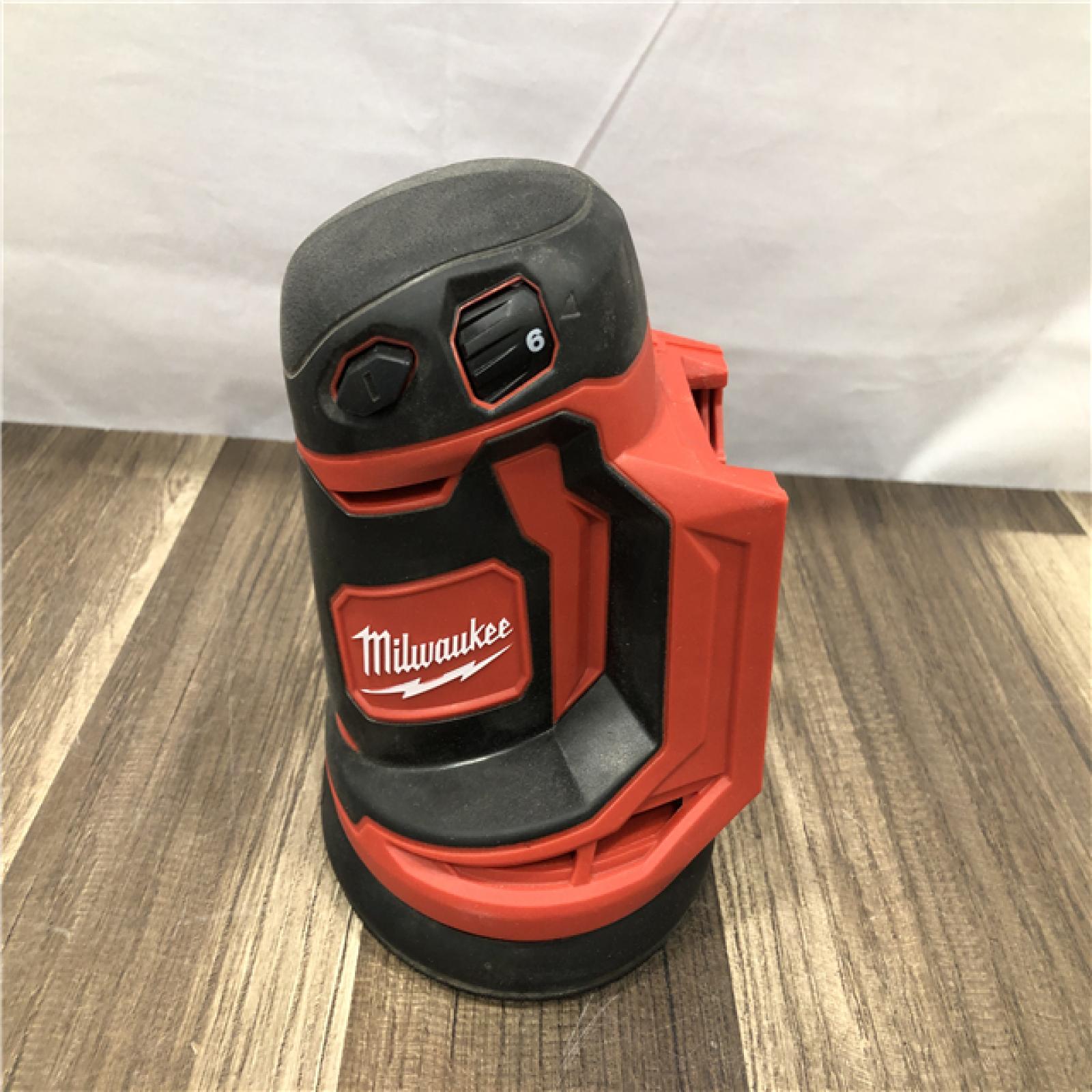 AS-IS Milwaukee 18V Lithium-Ion Cordless 5 in. Random Orbit Sander (Tool-Only)