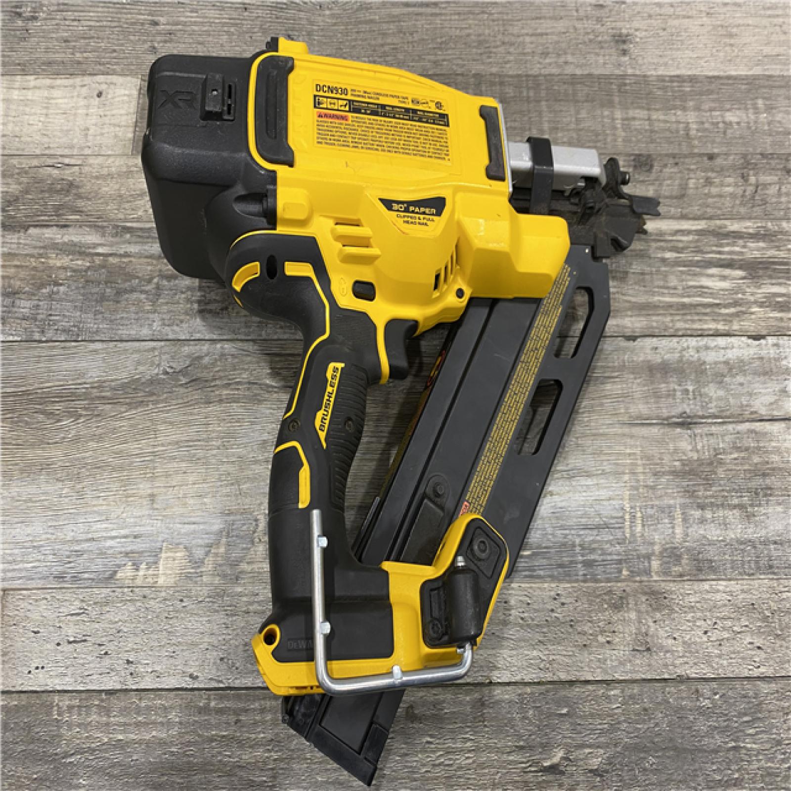 AS-IS DEWALT 20V 30 Degree Cordless Framing Nailer (Tool-Only)