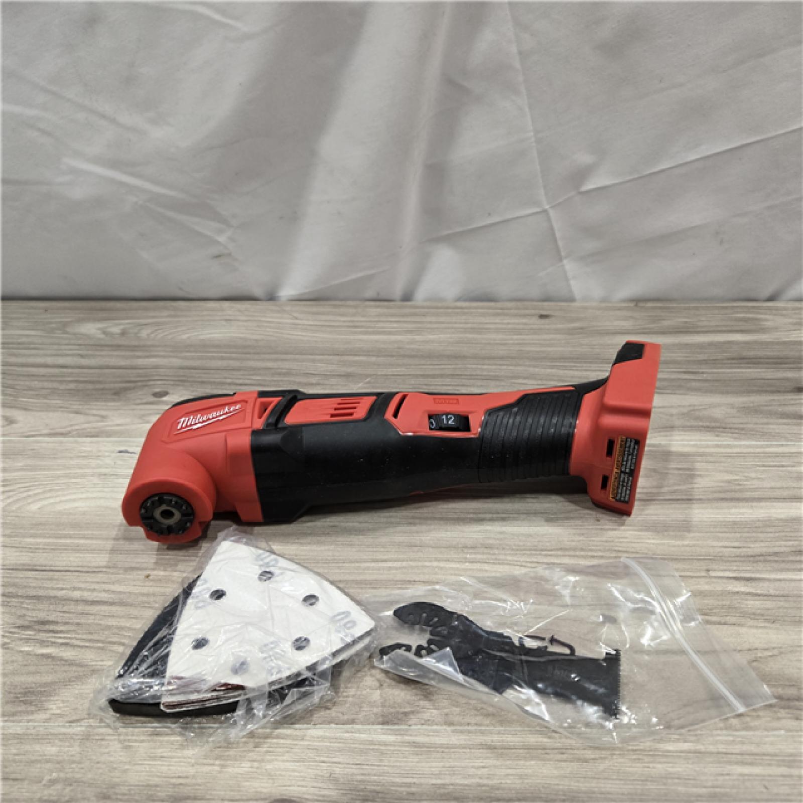 AS-IS Milwaukee 2626-20 M18 Cordless Multi-Tool (Tool Only)