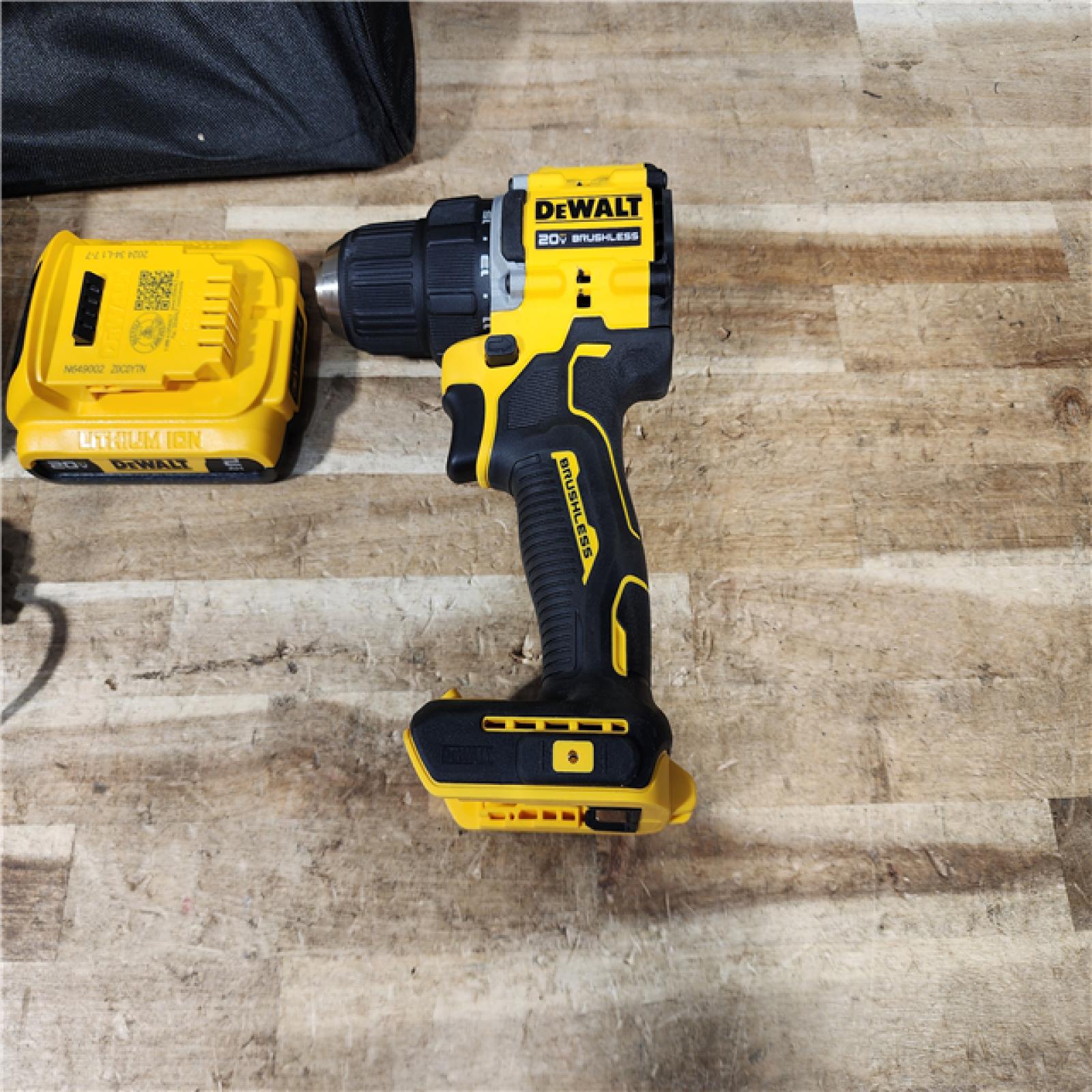 HOUSTON LOCATION - AS - IS DEWALT Atomic 20V Lithium-Ion Cordless Compact 1/2 in. Drill/Driver Kit